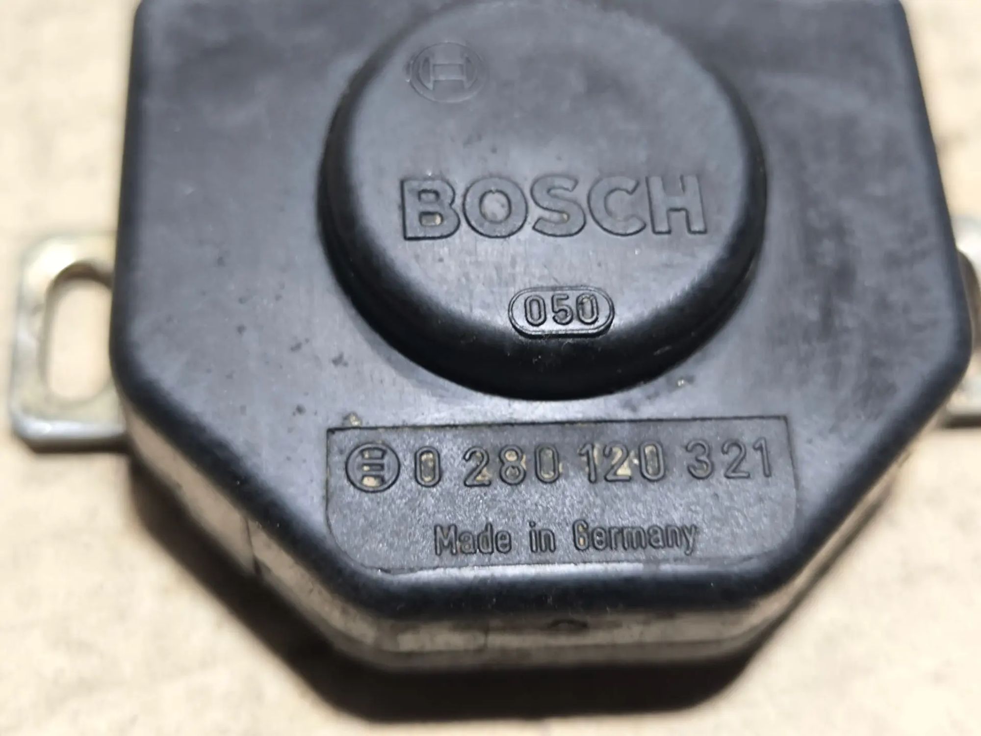 https://ycs.partsauto.market/partsauto-images/thmbs/userImages/d89d66a30f14dbad161fb7a986aa0fe5/part/e9a964b8-127a-4dc4-85de-2b9b4d83c87b_1781700664132.jpg