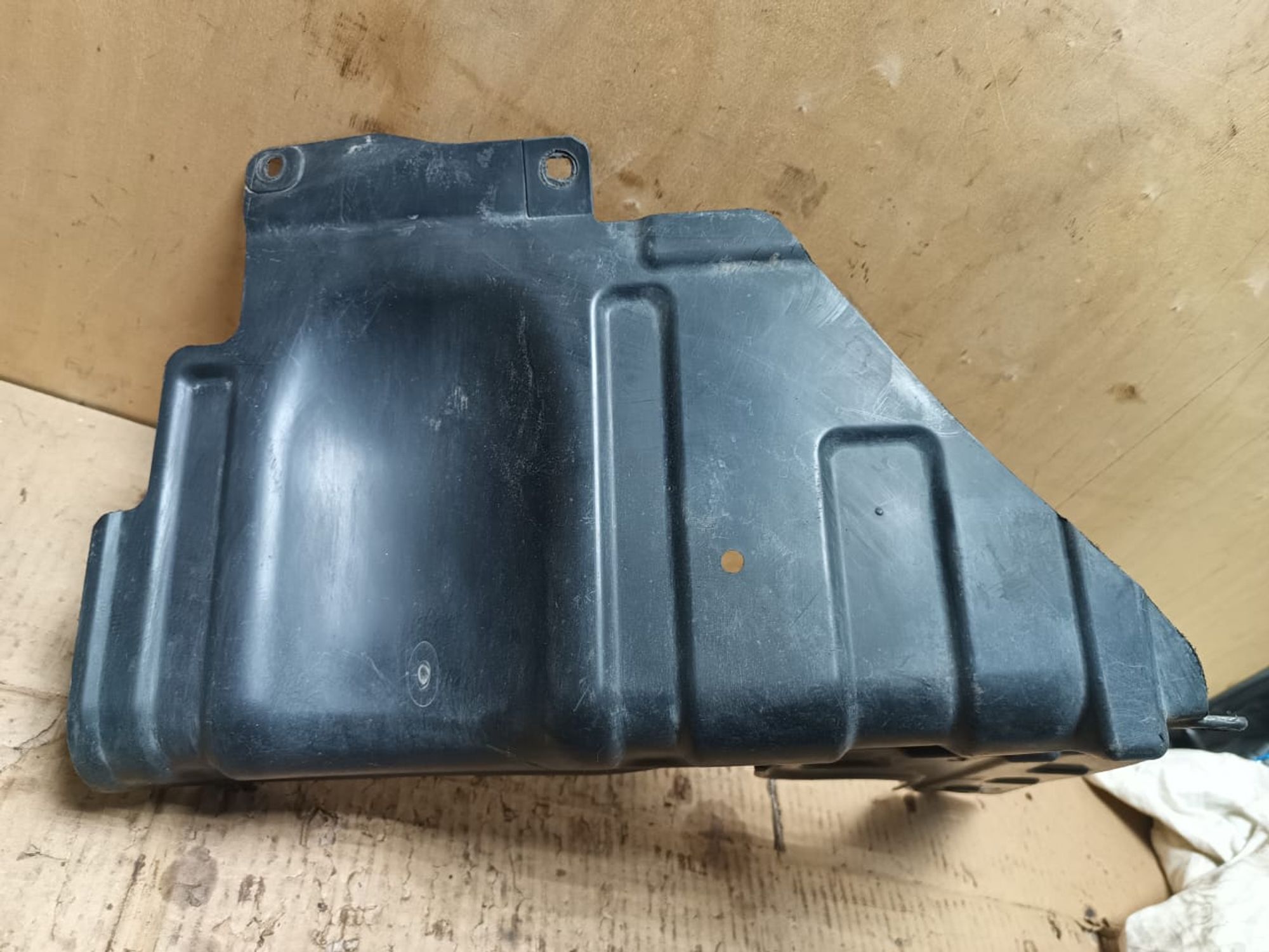 https://ycs.partsauto.market/partsauto-images/thmbs/userImages/d89d66a30f14dbad161fb7a986aa0fe5/part/e9dff557-80a5-4463-b8f0-ef9a1edd7e49_1740646606230.jpg