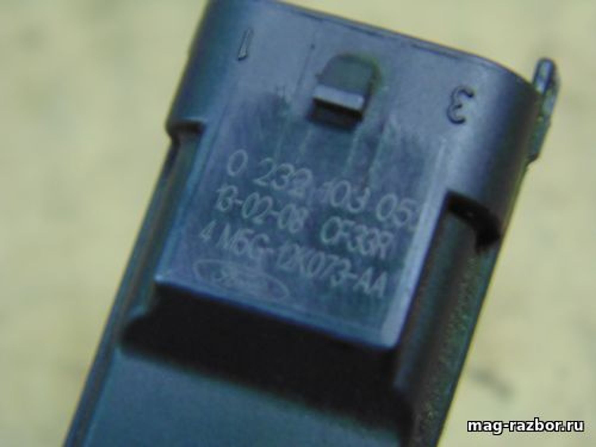 https://ycs.partsauto.market/partsauto-images/thmbs/userImages/d89d66a30f14dbad161fb7a986aa0fe5/part/ea1b1f43-7e2d-40d3-b855-fd319c1aa853_1696150173401.jpg