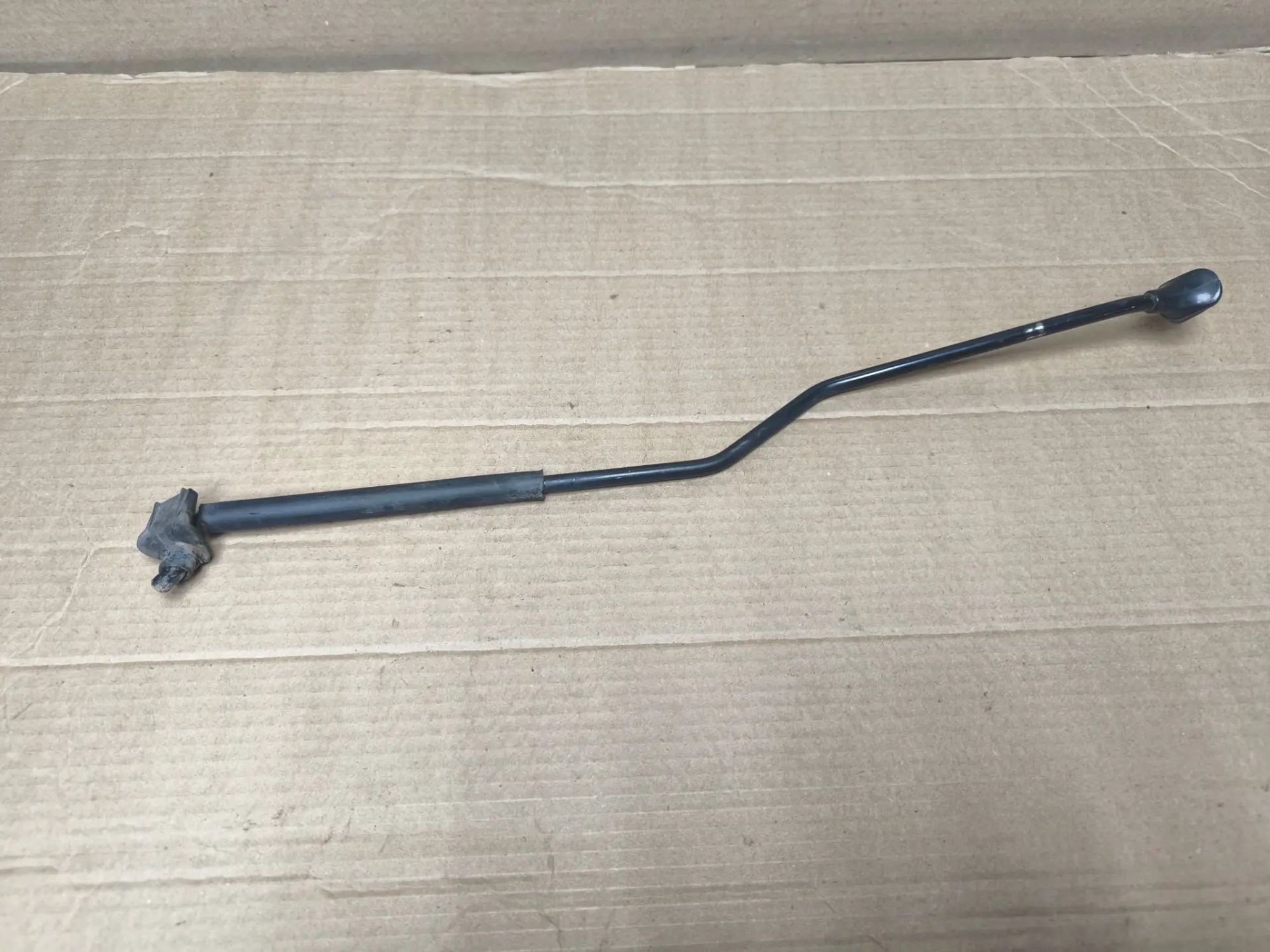 https://ycs.partsauto.market/partsauto-images/thmbs/userImages/d89d66a30f14dbad161fb7a986aa0fe5/part/ea4e3803-ba7c-4591-a410-4b10aeb90859_1785243729772.jpg