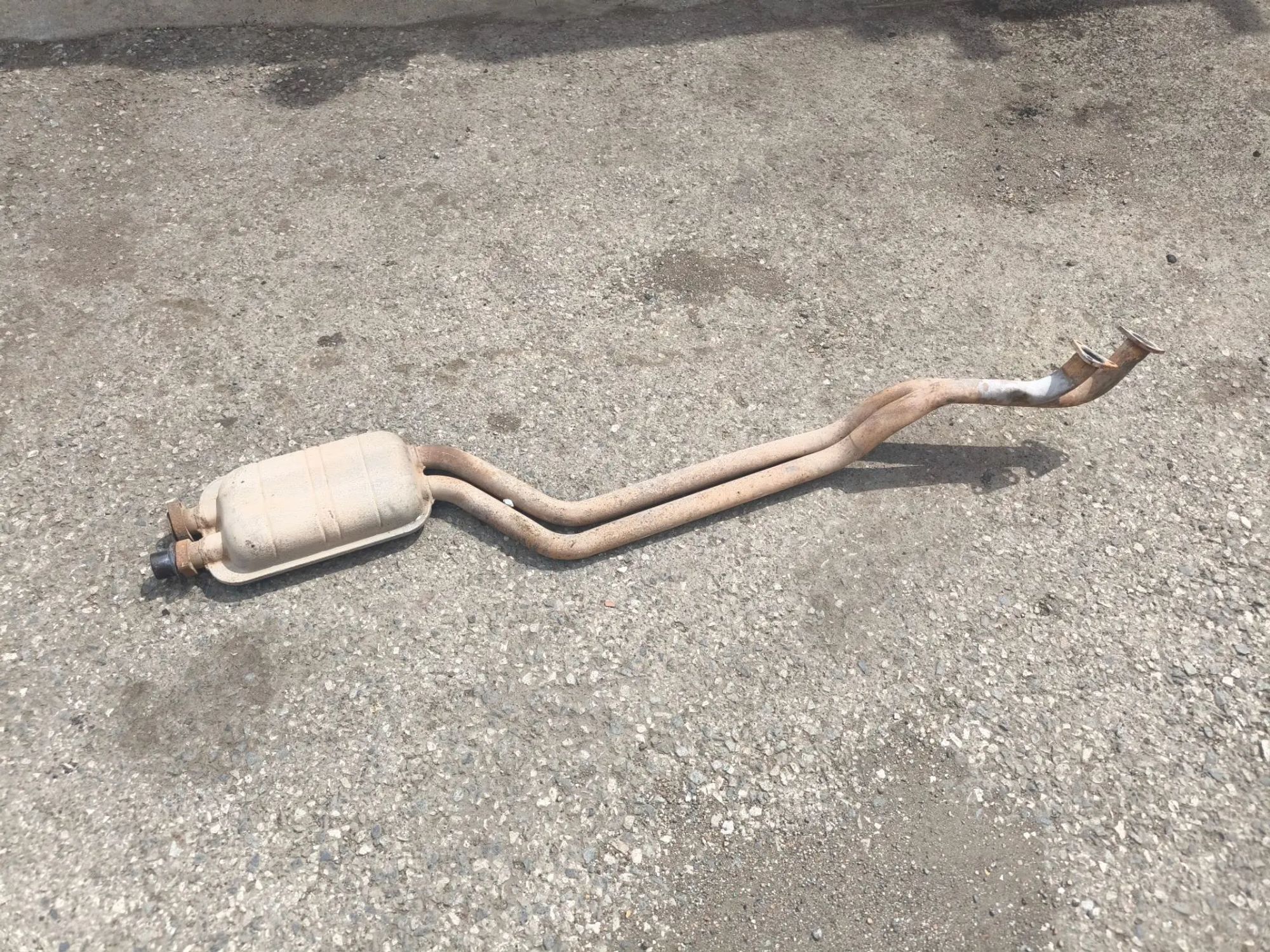 https://ycs.partsauto.market/partsauto-images/thmbs/userImages/d89d66a30f14dbad161fb7a986aa0fe5/part/eb56d852-03d2-4a6a-a65d-dc8fd4c91da3_1782655155665.jpg