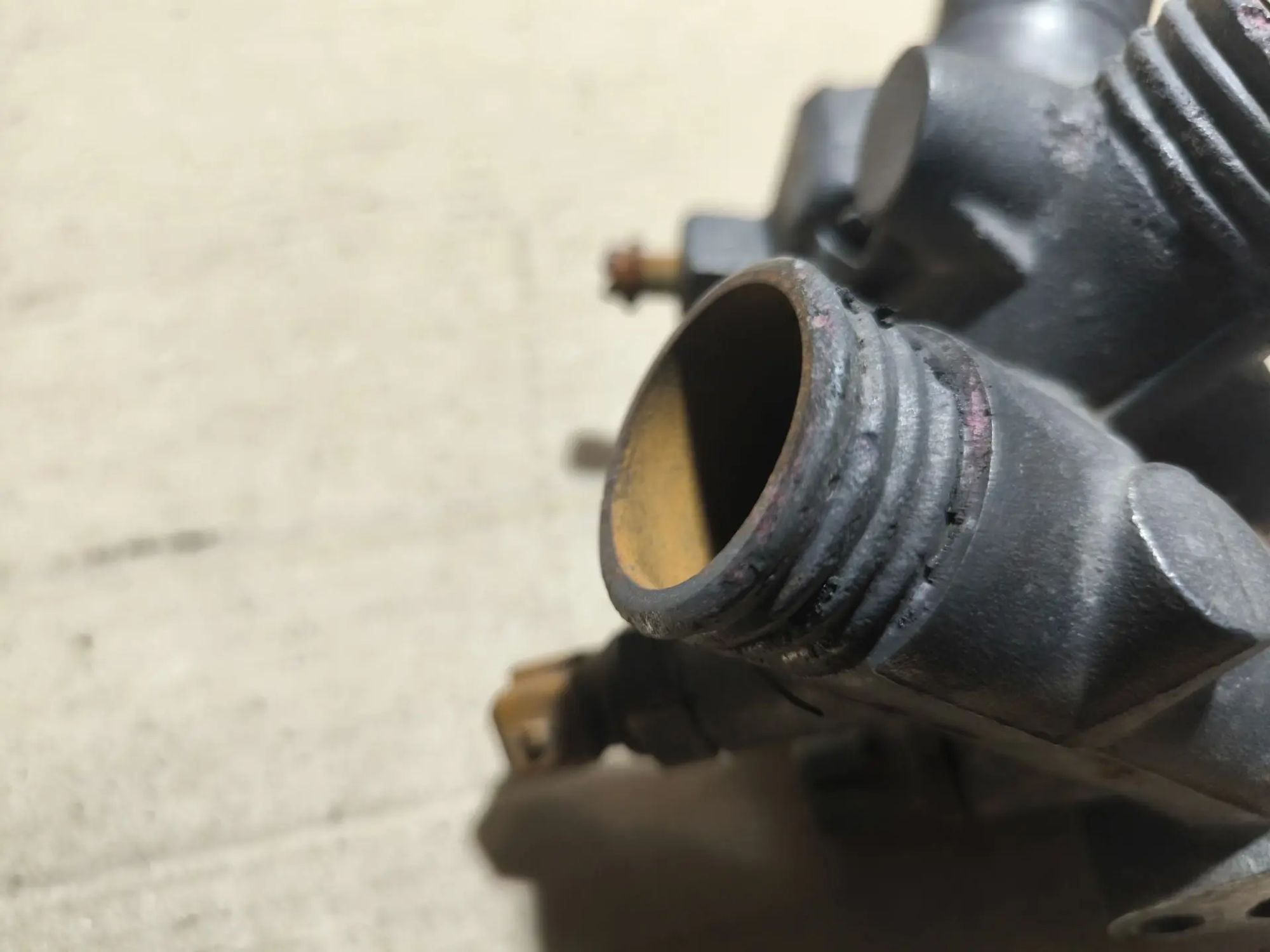 https://ycs.partsauto.market/partsauto-images/thmbs/userImages/d89d66a30f14dbad161fb7a986aa0fe5/part/ec04ef08-8add-498d-9bdc-8eab3511c861_1783050844114.jpg