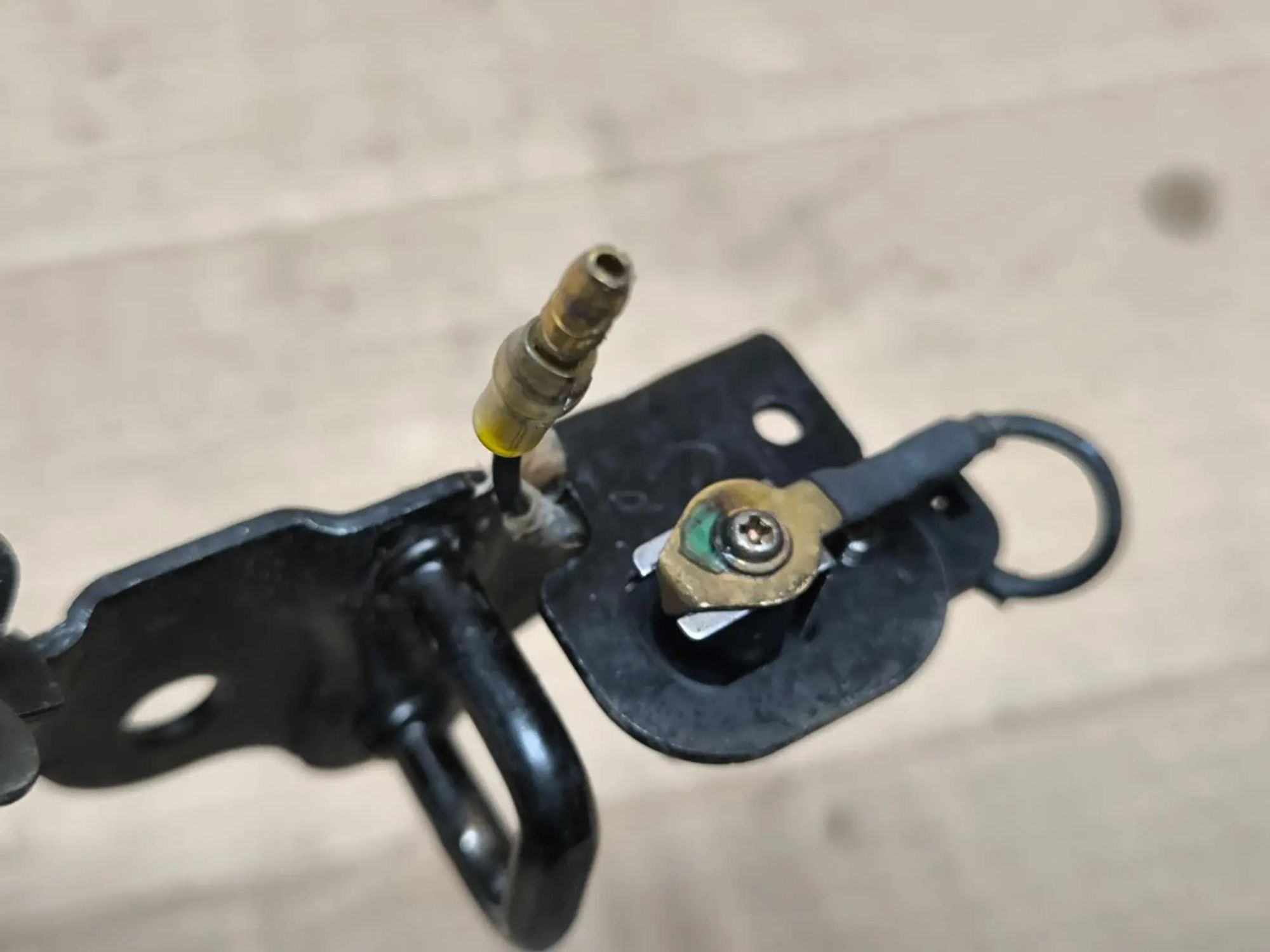https://ycs.partsauto.market/partsauto-images/thmbs/userImages/d89d66a30f14dbad161fb7a986aa0fe5/part/ec2a814f-be2f-4f0b-a124-28714fcbef69_1785568024614.jpg