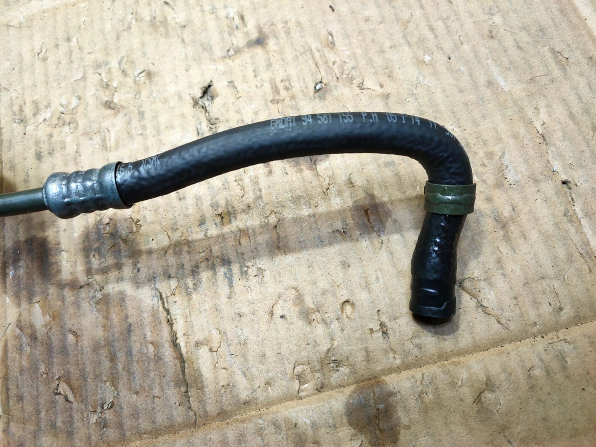 https://ycs.partsauto.market/partsauto-images/thmbs/userImages/d89d66a30f14dbad161fb7a986aa0fe5/part/ed475ac7-3e0a-4568-b7b0-c3fa49f31aba_1733314891034.jpg