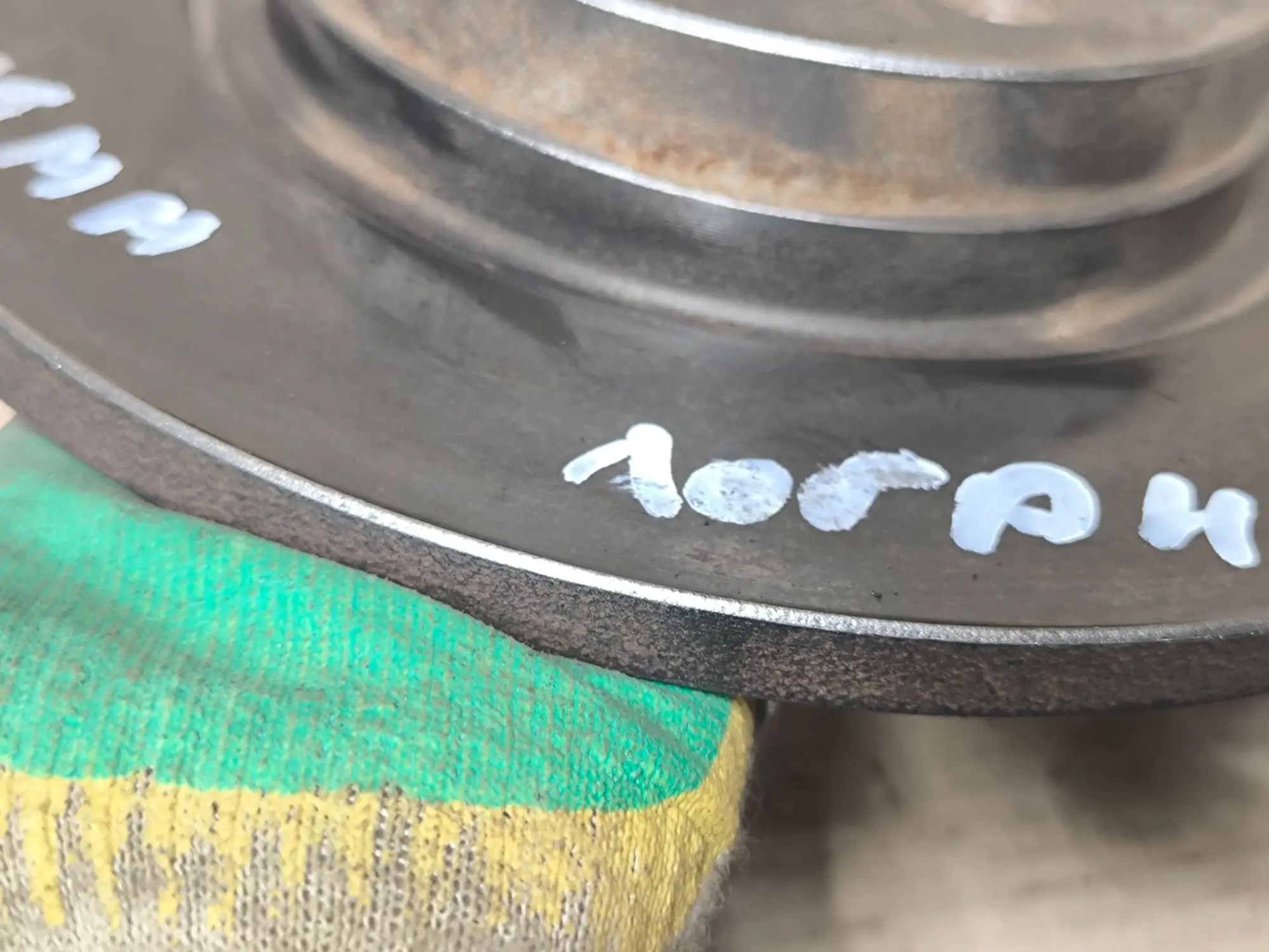 https://ycs.partsauto.market/partsauto-images/thmbs/userImages/d89d66a30f14dbad161fb7a986aa0fe5/part/ed67b5a8-80f3-4689-af2e-bf48b9fc6353_1783851678040.jpg
