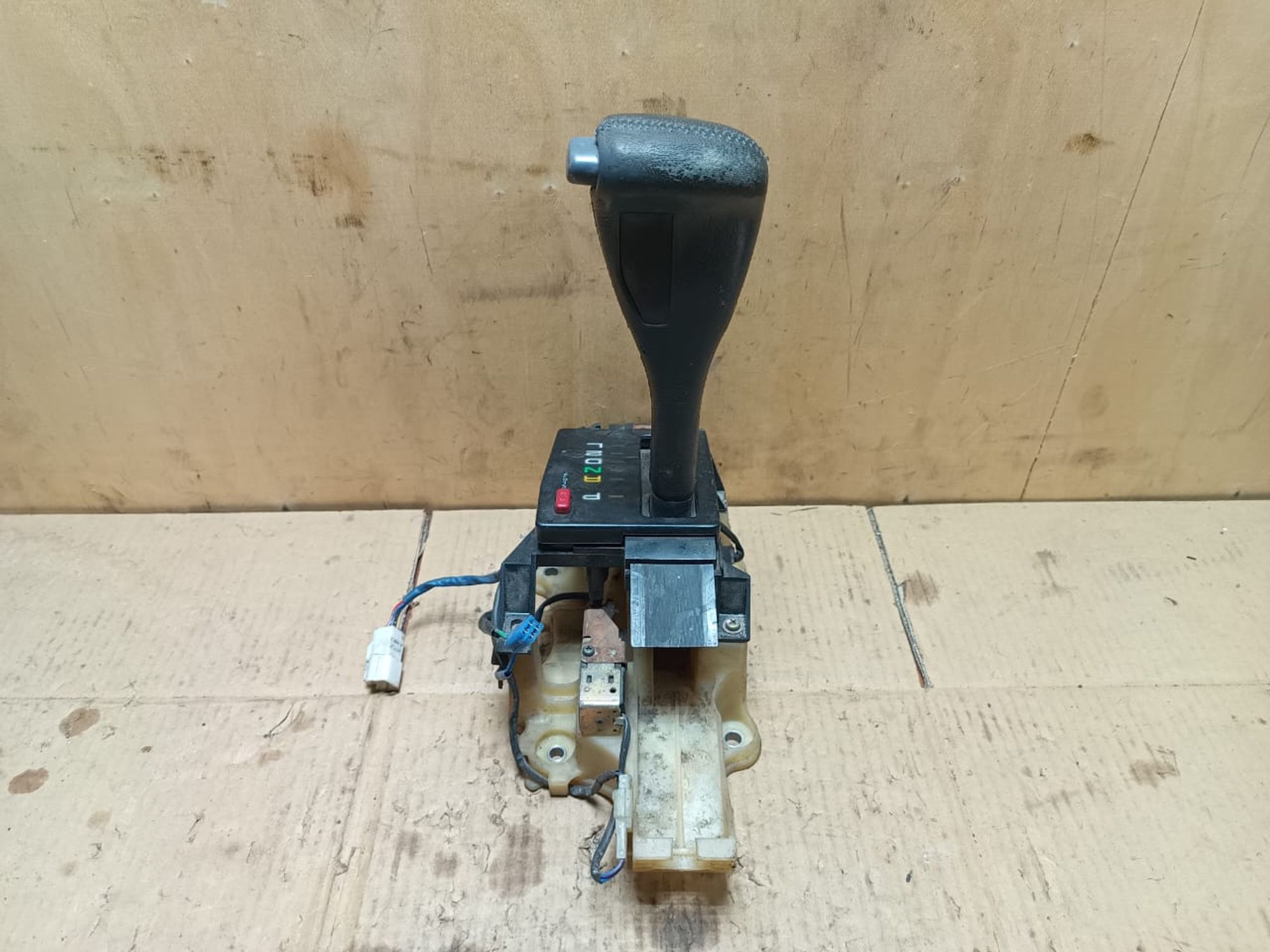 https://ycs.partsauto.market/partsauto-images/thmbs/userImages/d89d66a30f14dbad161fb7a986aa0fe5/part/edc2356f-5568-4faf-afd0-d9fa94c4b8ac_1739197181351.jpg