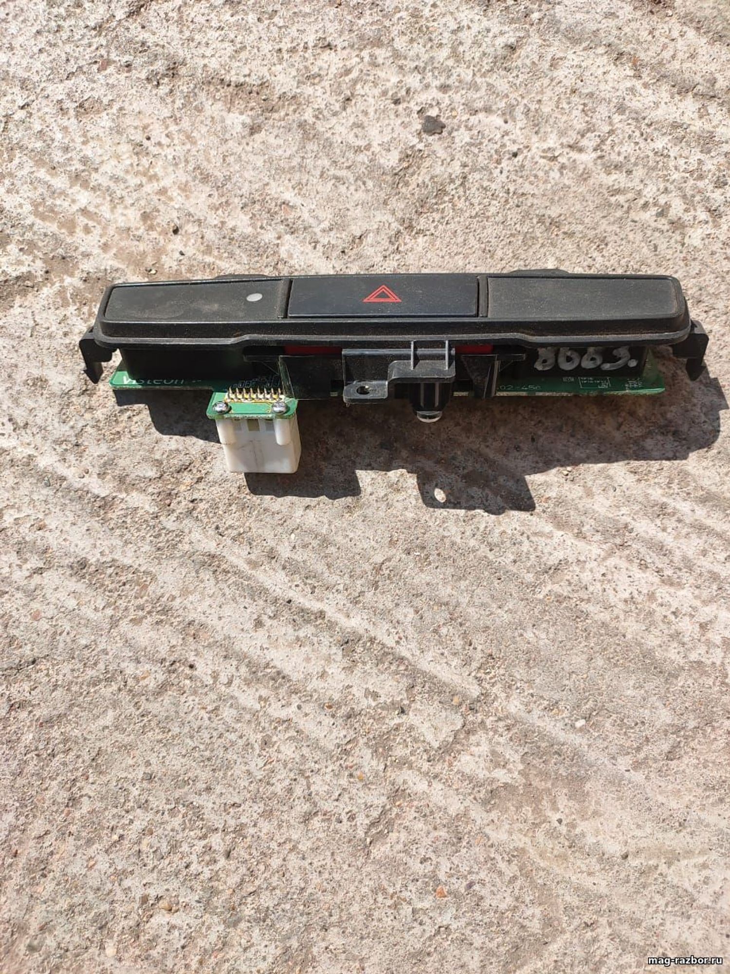 https://ycs.partsauto.market/partsauto-images/thmbs/userImages/d89d66a30f14dbad161fb7a986aa0fe5/part/ee059b75-07ea-4694-b8ff-f5f5737f1f88_1720515964184.jpg