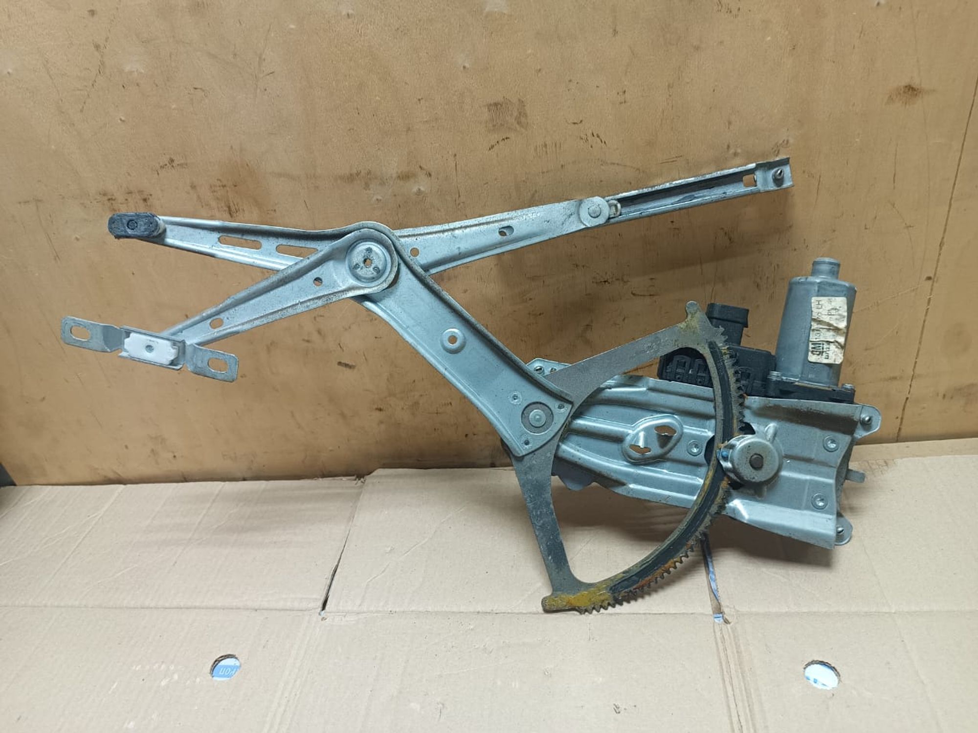 https://ycs.partsauto.market/partsauto-images/thmbs/userImages/d89d66a30f14dbad161fb7a986aa0fe5/part/ee47501d-f900-47a2-806a-7b077cefef44_1742532848643.jpg