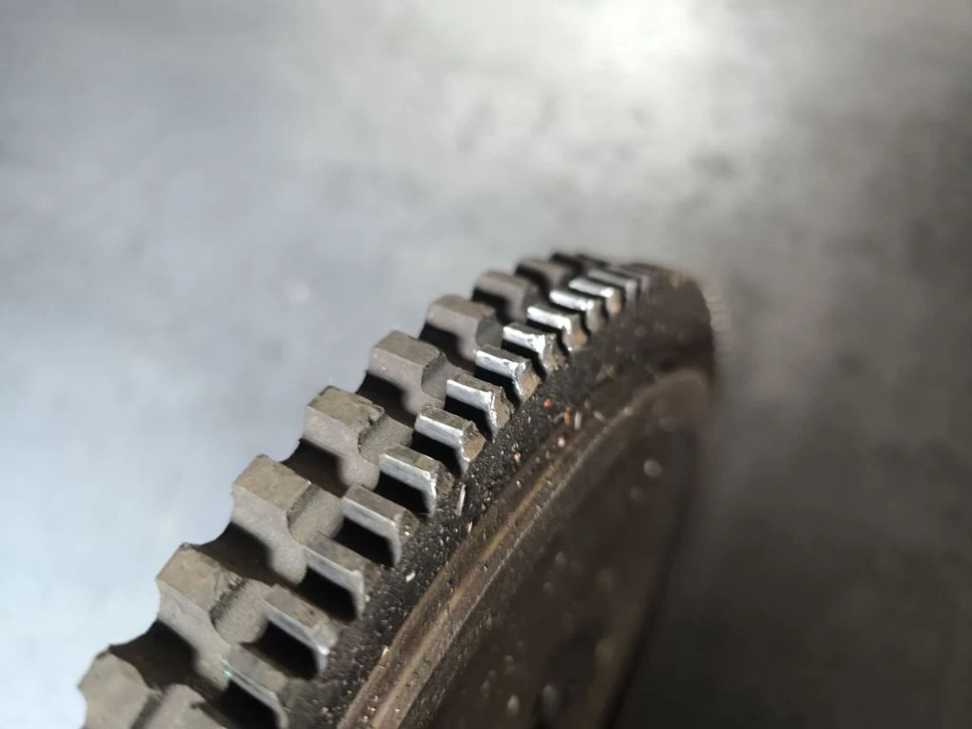 https://ycs.partsauto.market/partsauto-images/thmbs/userImages/d89d66a30f14dbad161fb7a986aa0fe5/part/ef15501b-df72-4690-b9f0-6fa225ea18bc_1780230031799.jpg