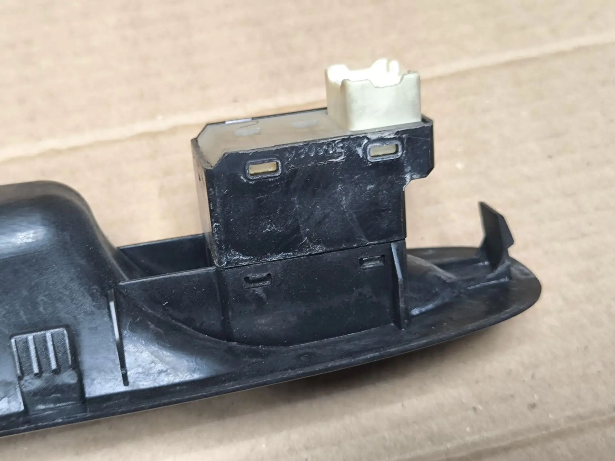 https://ycs.partsauto.market/partsauto-images/thmbs/userImages/d89d66a30f14dbad161fb7a986aa0fe5/part/ef272f29-7bae-4827-ab71-514f1cbc833a_1784893930667.jpg