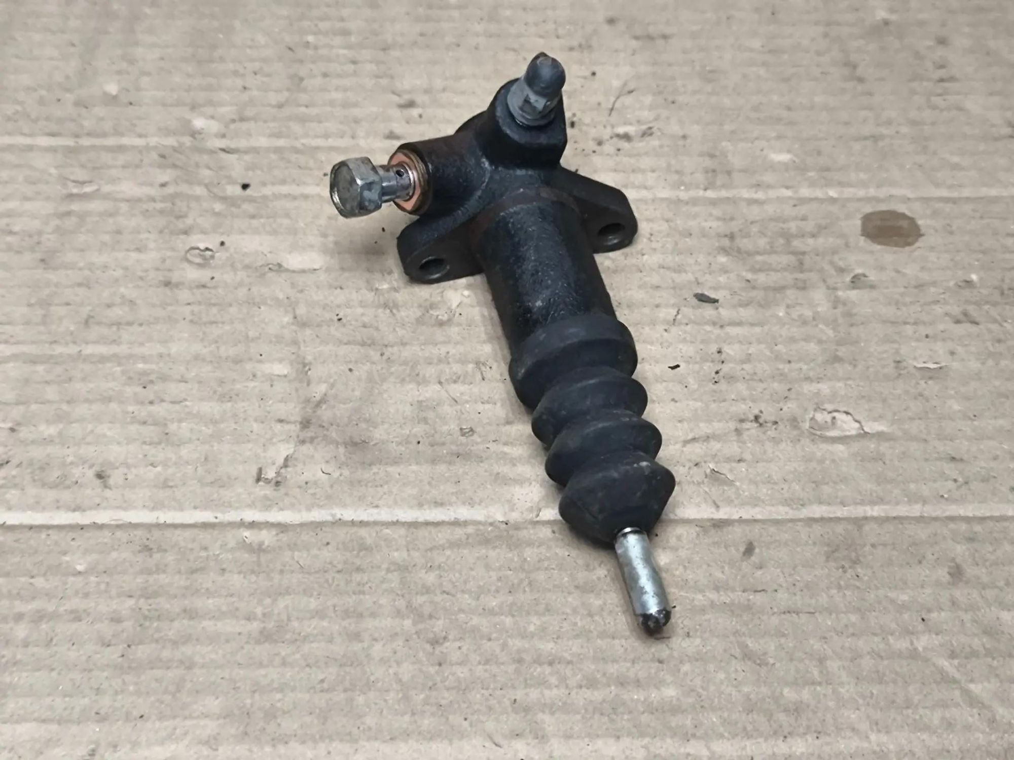https://ycs.partsauto.market/partsauto-images/thmbs/userImages/d89d66a30f14dbad161fb7a986aa0fe5/part/eff2c596-21e3-470d-800f-5bb4dab1e315_1786882169852.jpg