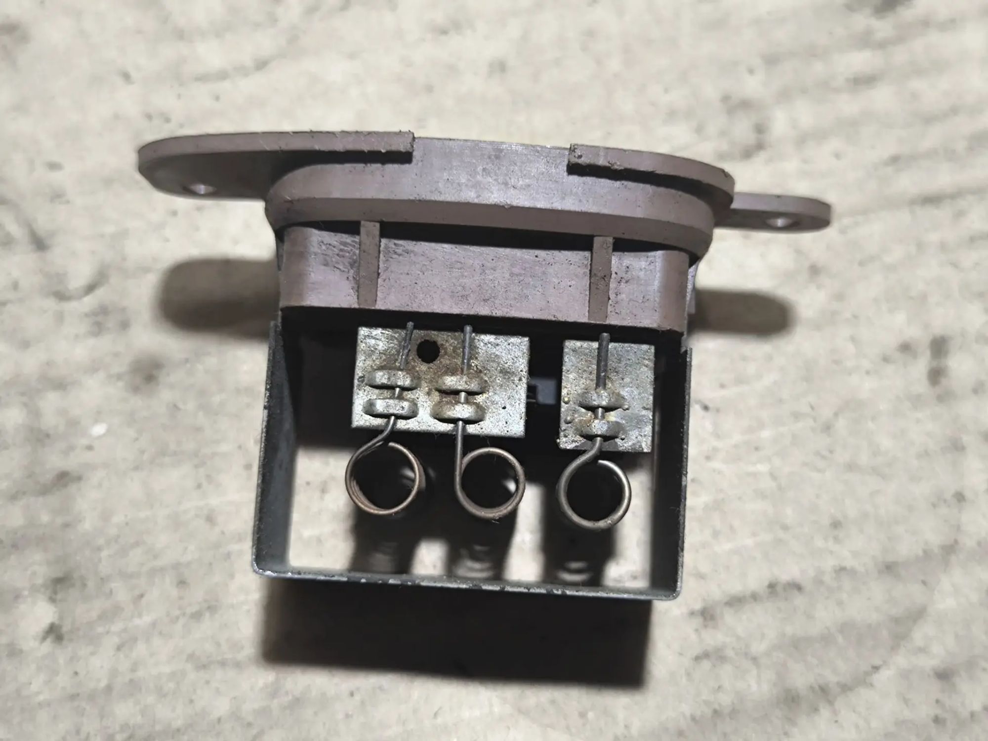 https://ycs.partsauto.market/partsauto-images/thmbs/userImages/d89d66a30f14dbad161fb7a986aa0fe5/part/f153086d-ead2-4d87-afa6-6ae9dba18b72_1782053996677.jpg