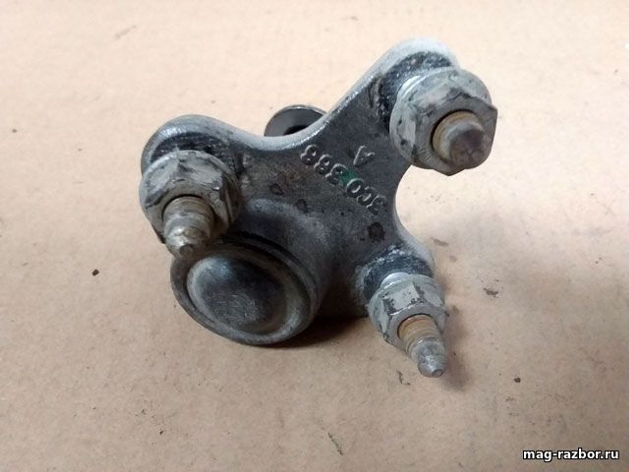 https://ycs.partsauto.market/partsauto-images/thmbs/userImages/d89d66a30f14dbad161fb7a986aa0fe5/part/f18014b2-4122-4eb0-bf69-69af3d0c0a27_1717153518171.jpg
