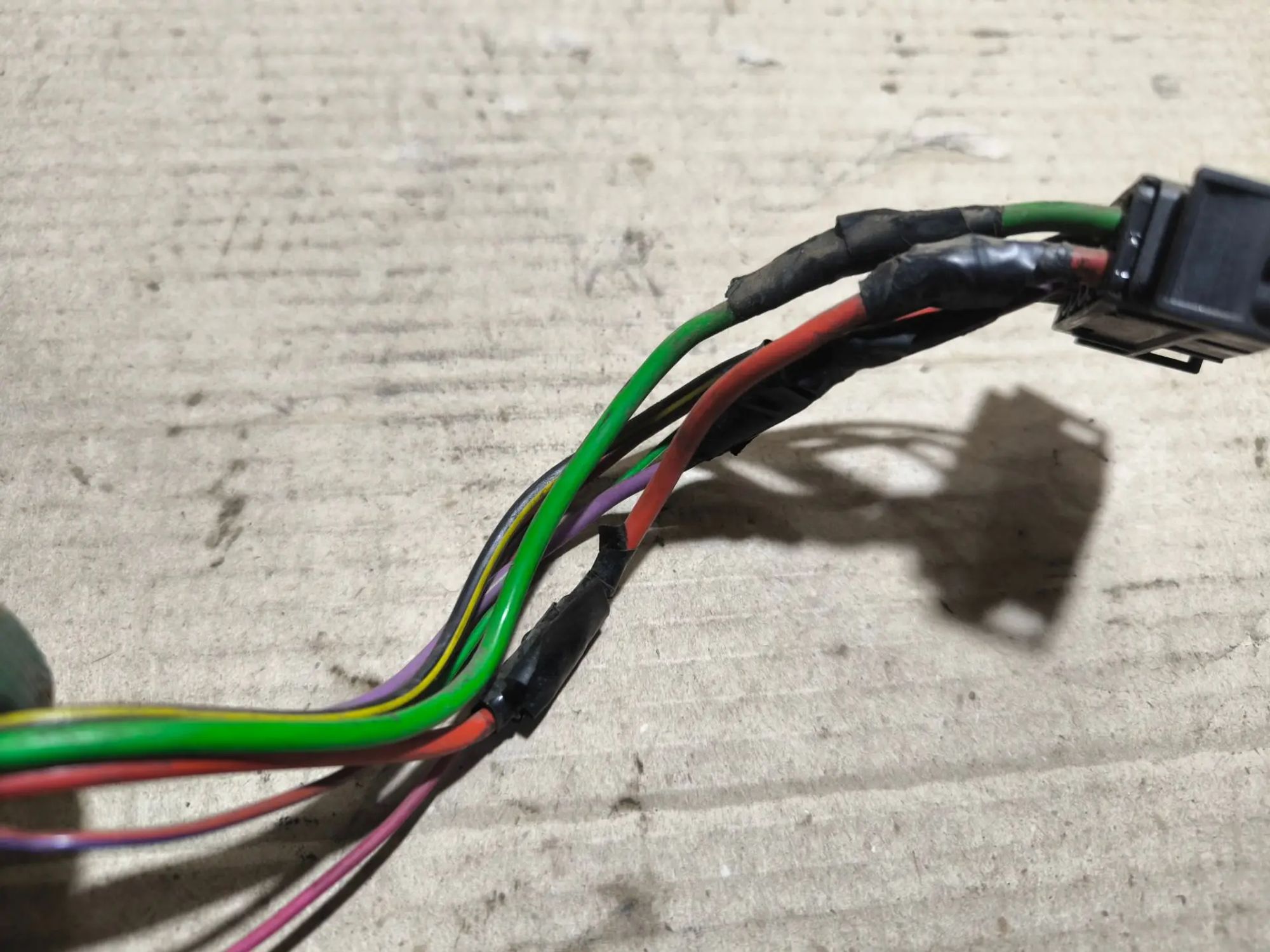 https://ycs.partsauto.market/partsauto-images/thmbs/userImages/d89d66a30f14dbad161fb7a986aa0fe5/part/f25daf84-406d-457d-8cd9-f2ad6fedca4b_1781804435211.jpg
