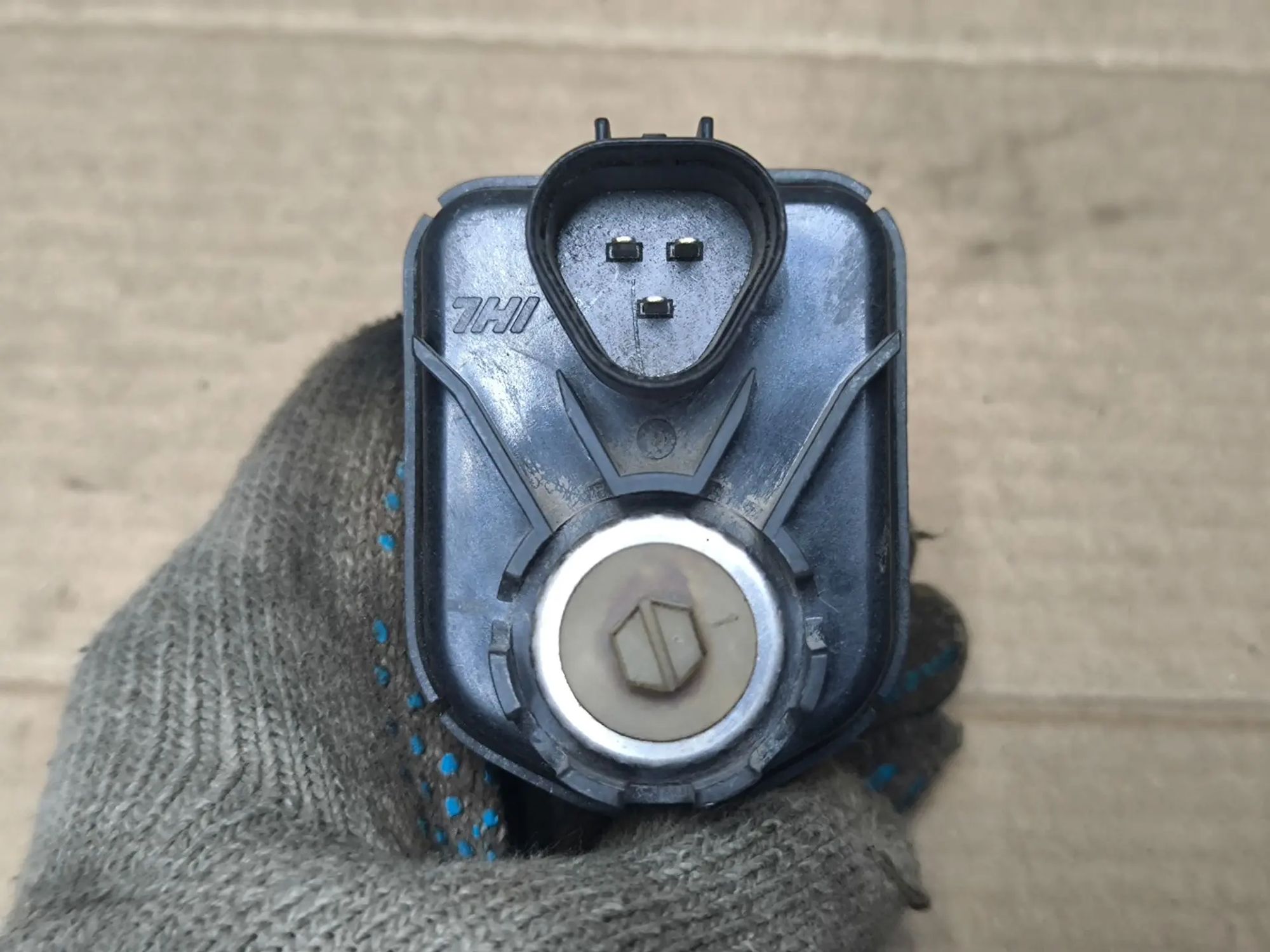 https://ycs.partsauto.market/partsauto-images/thmbs/userImages/d89d66a30f14dbad161fb7a986aa0fe5/part/f269c0c9-c256-49d2-ad52-acce5f32b715_1785561868197.jpg