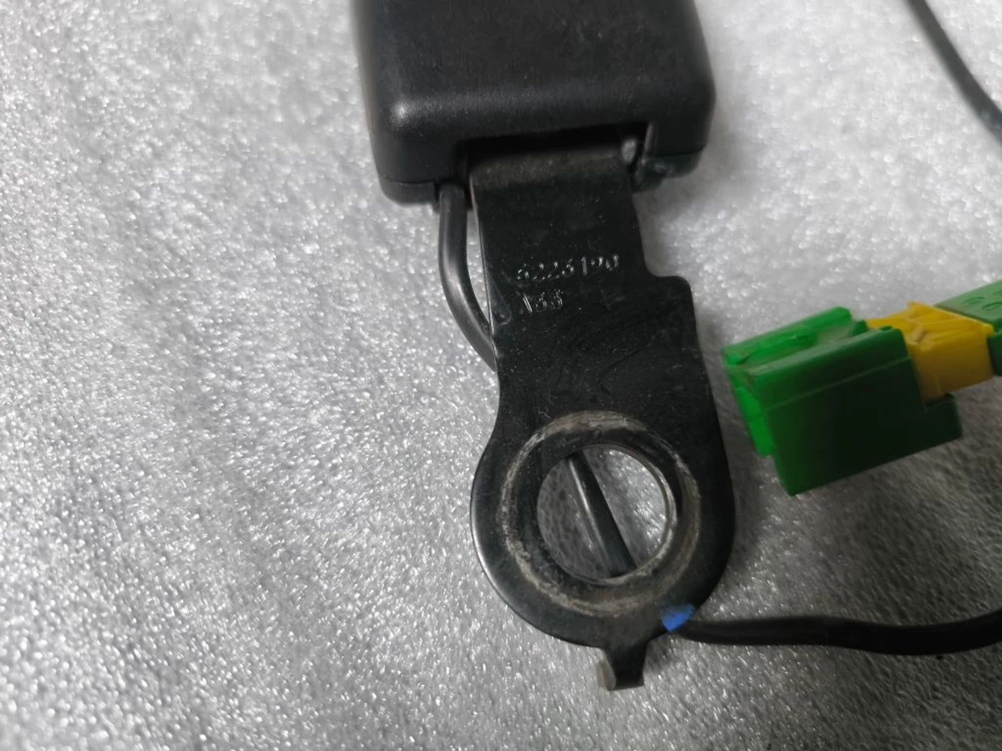 https://ycs.partsauto.market/partsauto-images/thmbs/userImages/d89d66a30f14dbad161fb7a986aa0fe5/part/f3087eda-9ce8-4140-982e-3dfed6f6d999_1778736068478.jpg