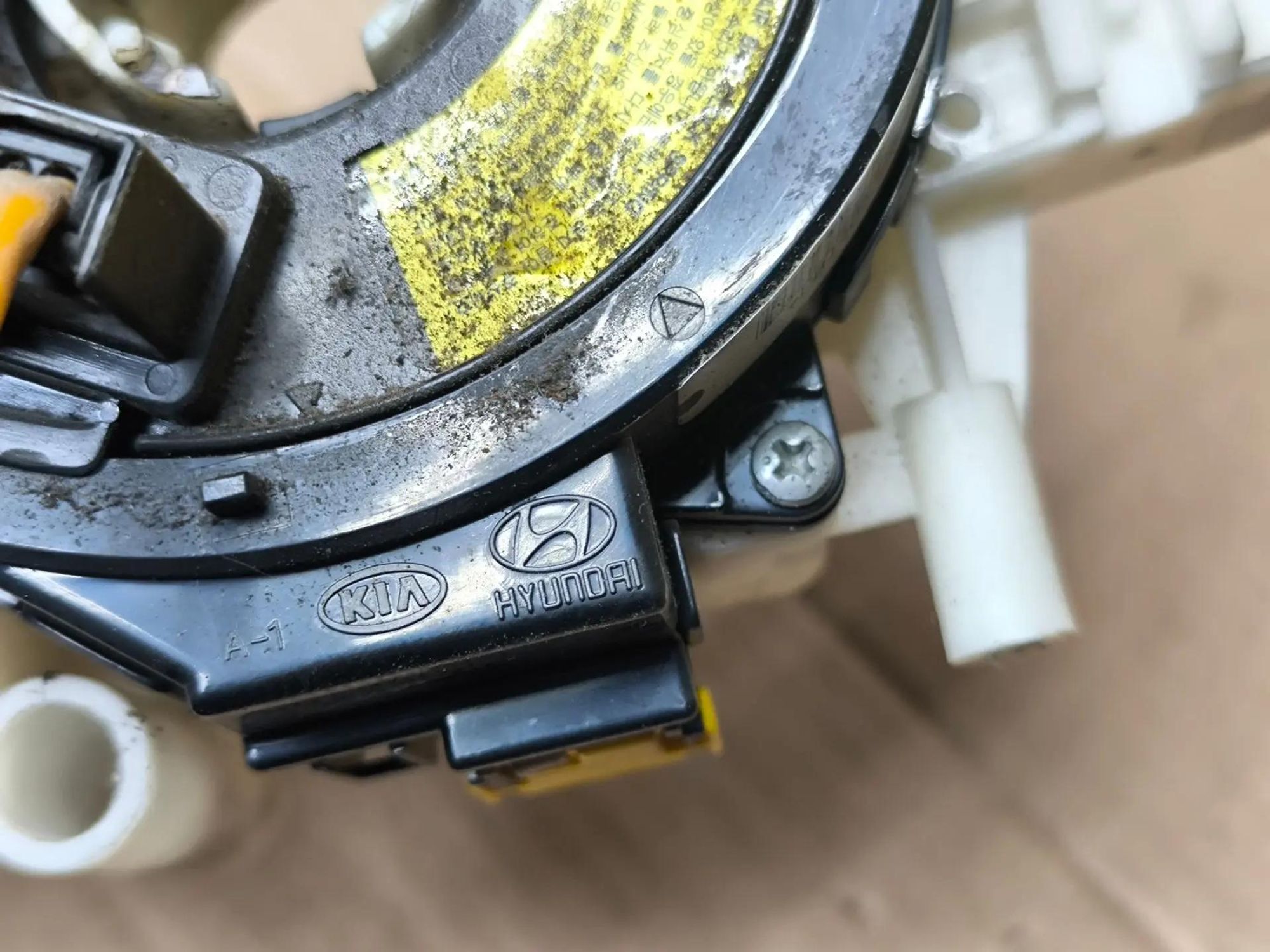 https://ycs.partsauto.market/partsauto-images/thmbs/userImages/d89d66a30f14dbad161fb7a986aa0fe5/part/f4be8a2a-dfcd-4944-b25b-3c0f1749ed71_1786266075683.jpg