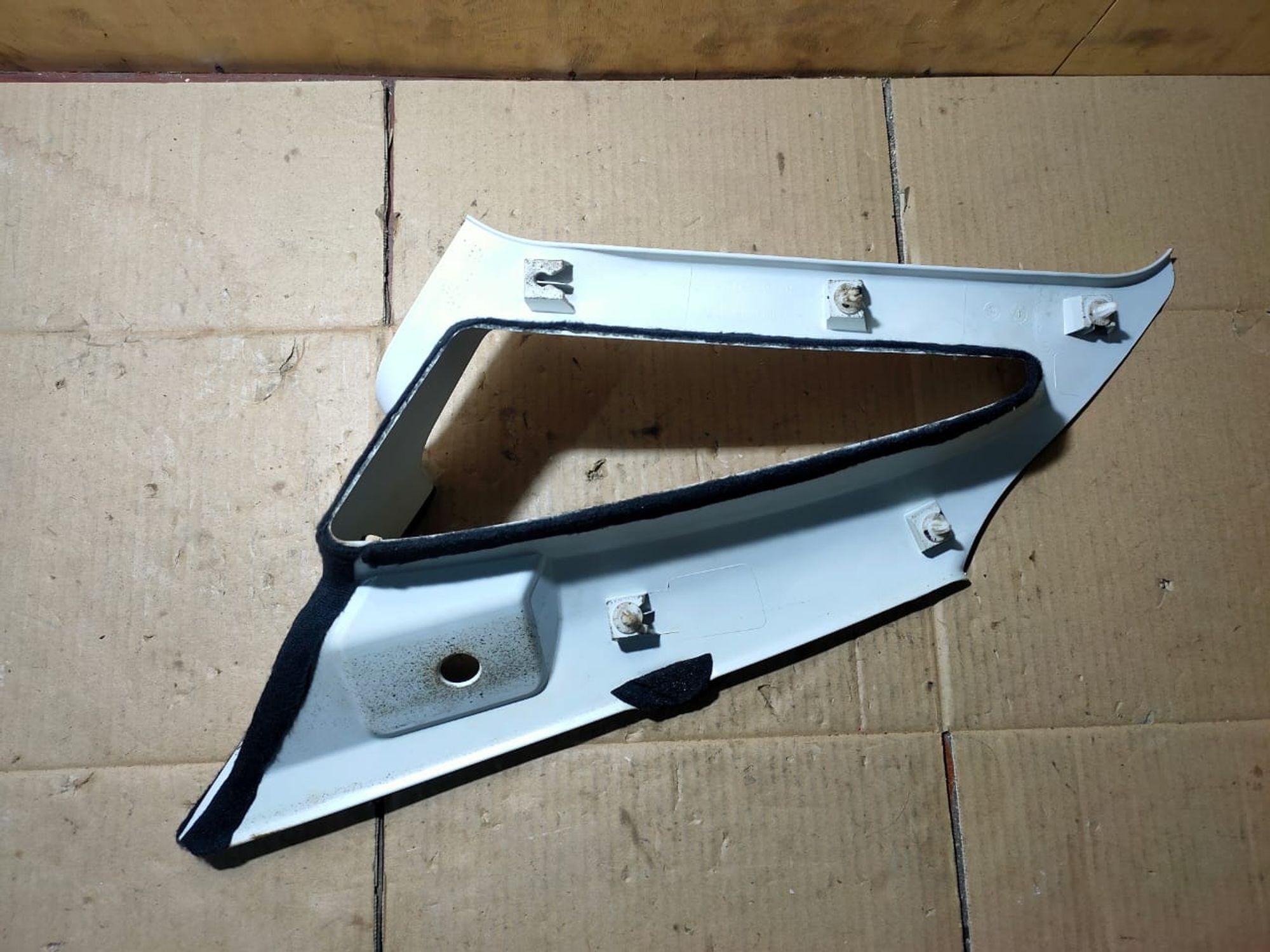 https://ycs.partsauto.market/partsauto-images/thmbs/userImages/d89d66a30f14dbad161fb7a986aa0fe5/part/f57dff86-c268-4e11-9ae8-e3604aa18b5d_1729588662274.jpg