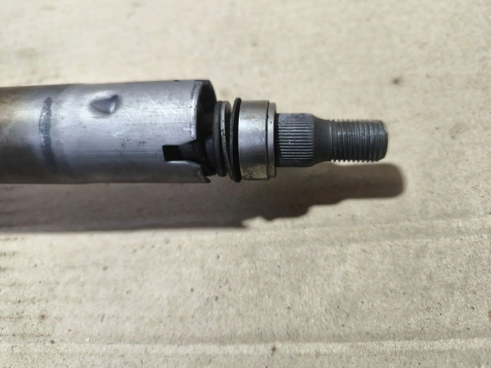 https://ycs.partsauto.market/partsauto-images/thmbs/userImages/d89d66a30f14dbad161fb7a986aa0fe5/part/f5bc4fed-0221-4a53-bcb3-3d53a196f88b_1783051200424.jpg