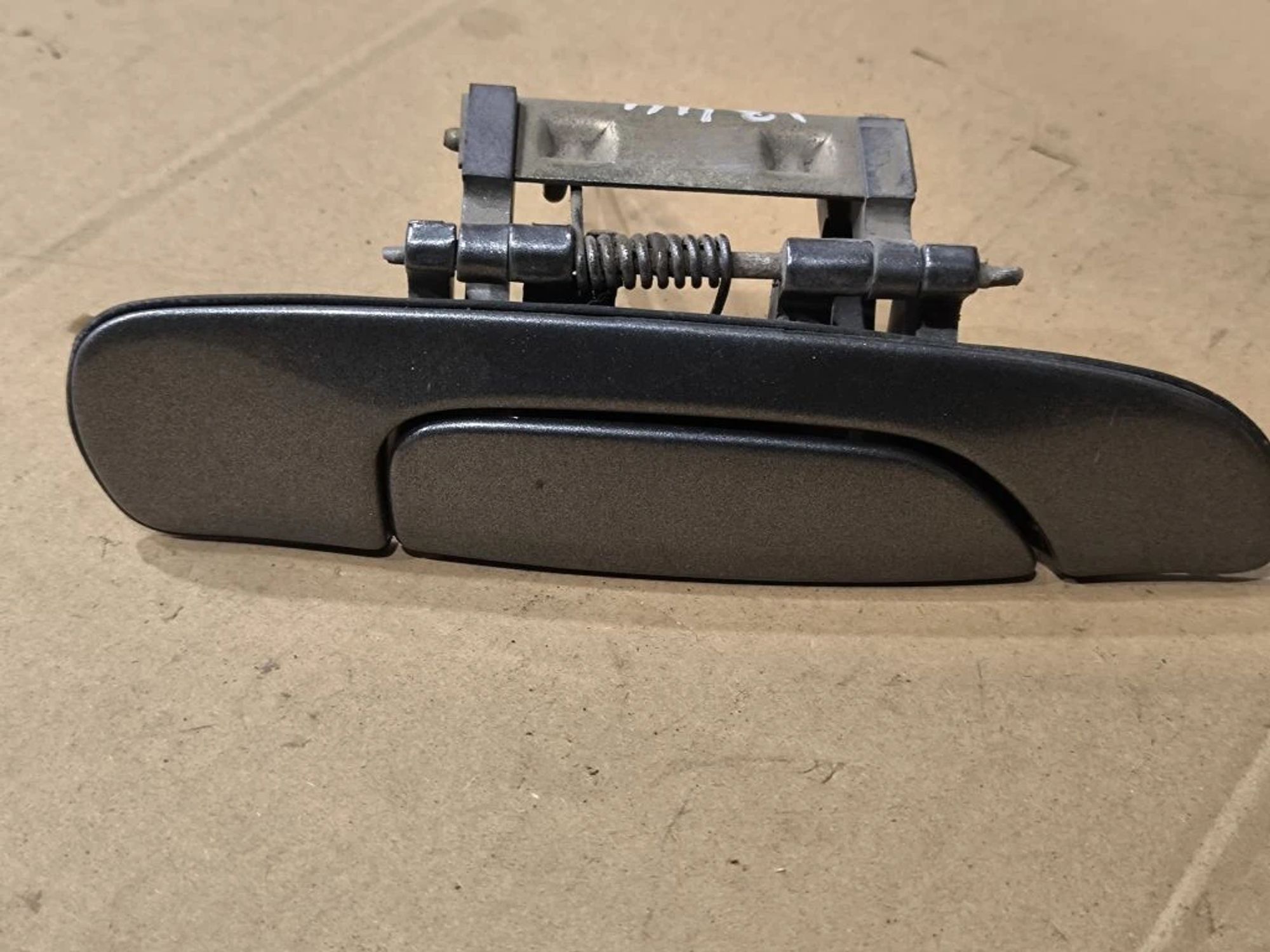 https://ycs.partsauto.market/partsauto-images/thmbs/userImages/d89d66a30f14dbad161fb7a986aa0fe5/part/f6825134-6a90-4f1c-9a06-062c7c7af4cc_1776848350445.jpg