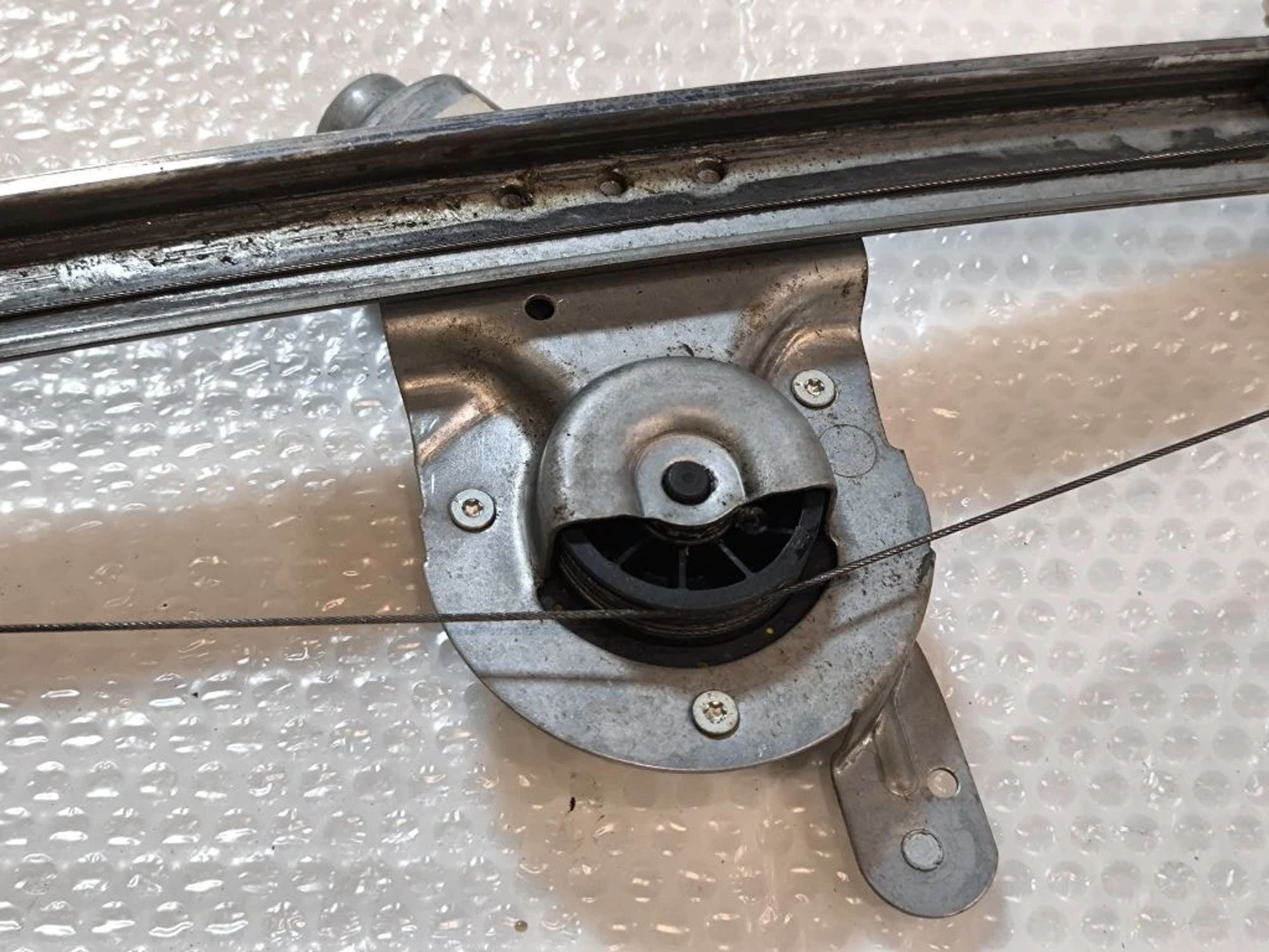 https://ycs.partsauto.market/partsauto-images/thmbs/userImages/d89d66a30f14dbad161fb7a986aa0fe5/part/f8e96d63-7cd9-4036-a4f4-a95cddf2b864_1777883962063.jpg