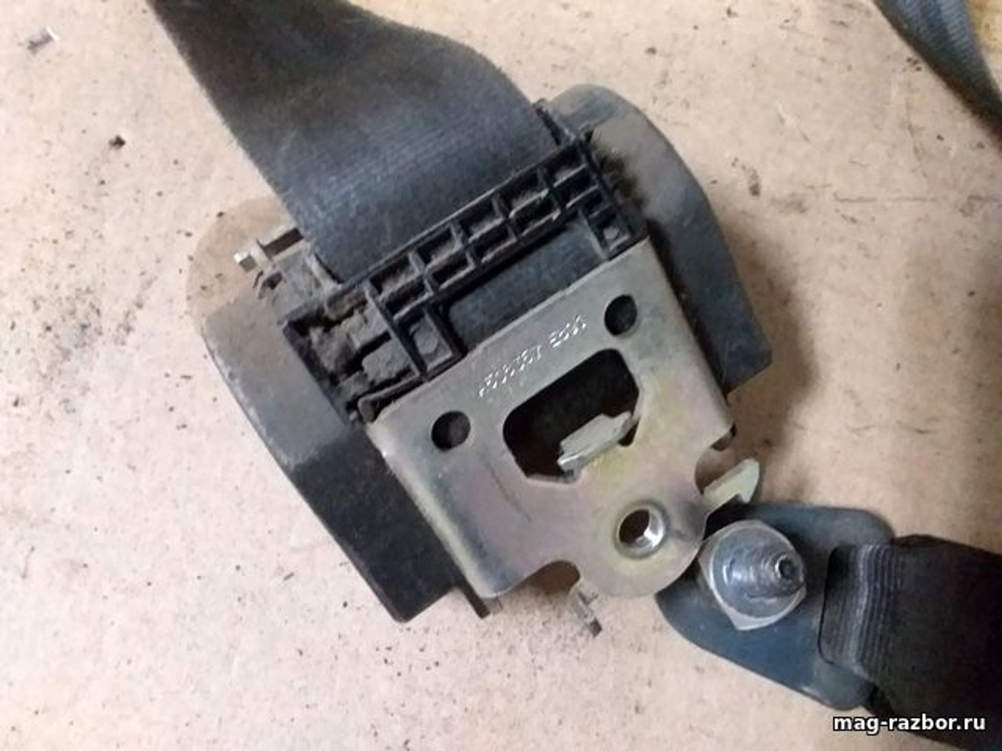 https://ycs.partsauto.market/partsauto-images/thmbs/userImages/d89d66a30f14dbad161fb7a986aa0fe5/part/f93003fc-9ff2-47f5-9bd4-777f8bef27e0_1719565259161.jpg