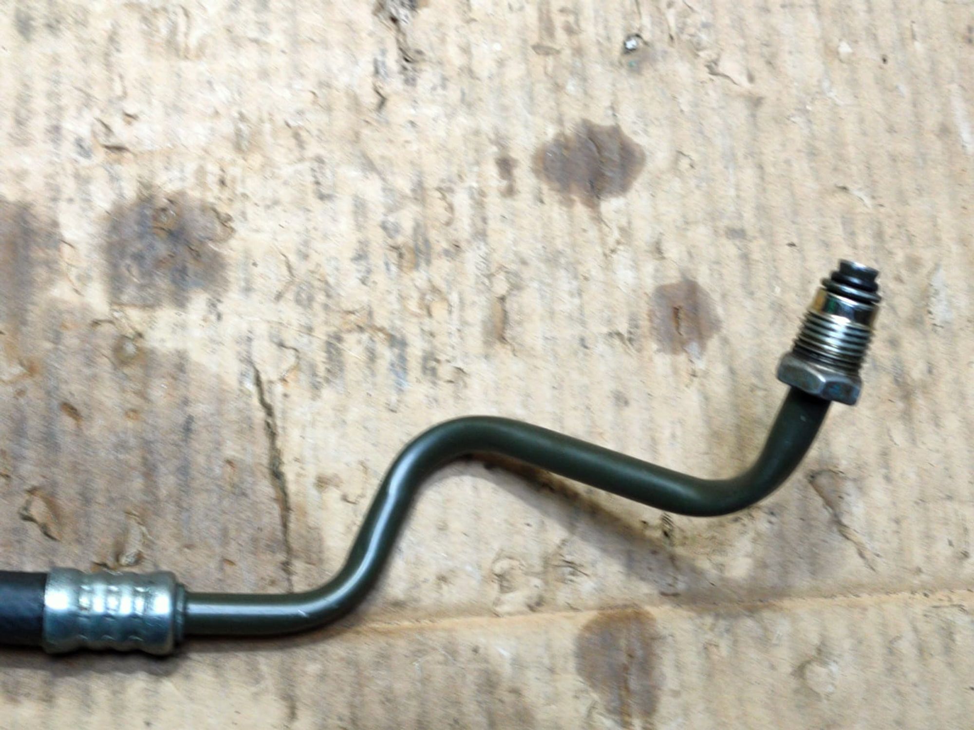 https://ycs.partsauto.market/partsauto-images/thmbs/userImages/d89d66a30f14dbad161fb7a986aa0fe5/part/f9780fb3-4fa7-4e84-b6c4-9c34bd590948_1733314891799.jpg