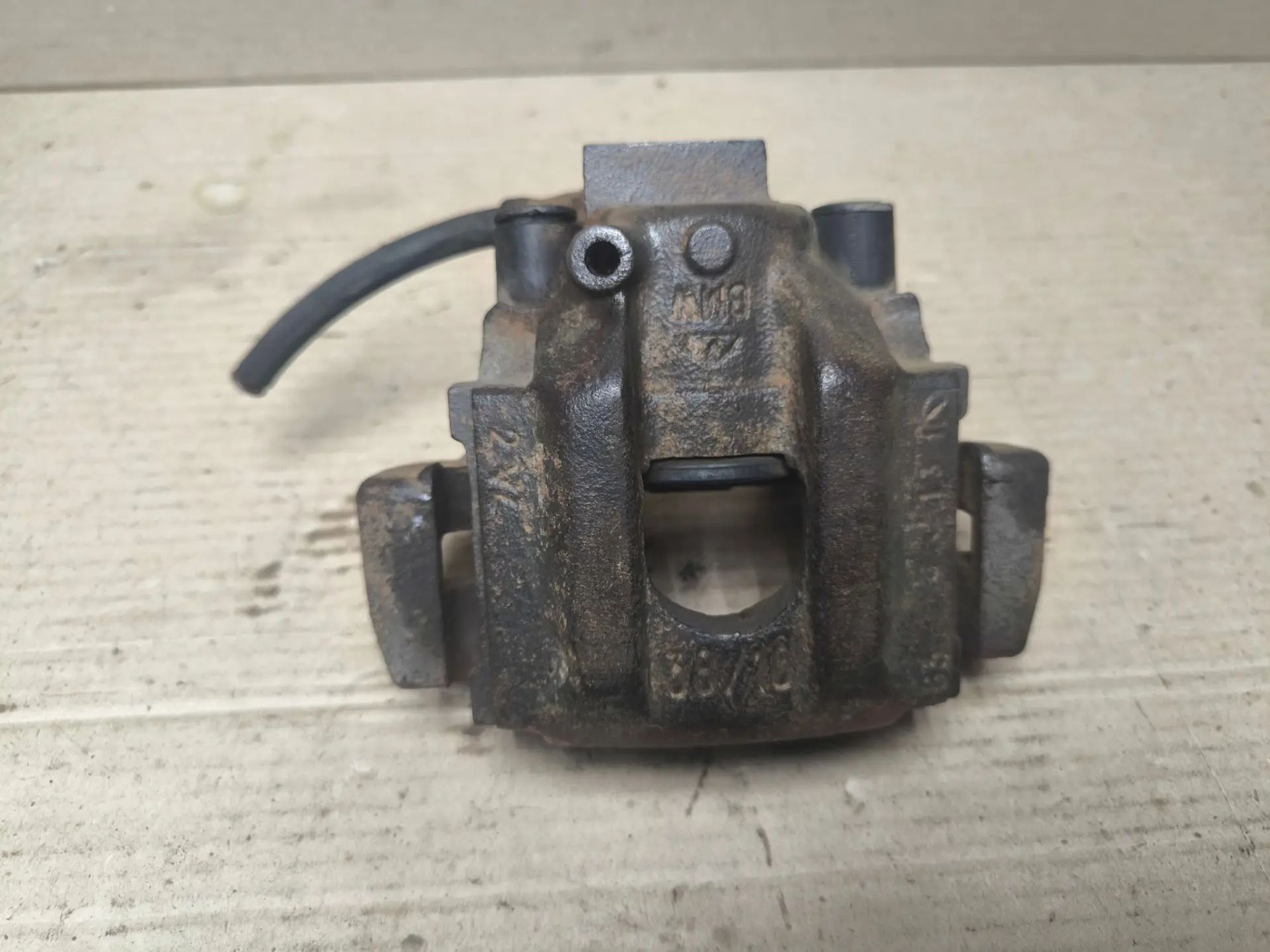 https://ycs.partsauto.market/partsauto-images/thmbs/userImages/d89d66a30f14dbad161fb7a986aa0fe5/part/f9f240e7-e573-4ec5-9eaf-bf4bdd37c259_1783525914327.jpg