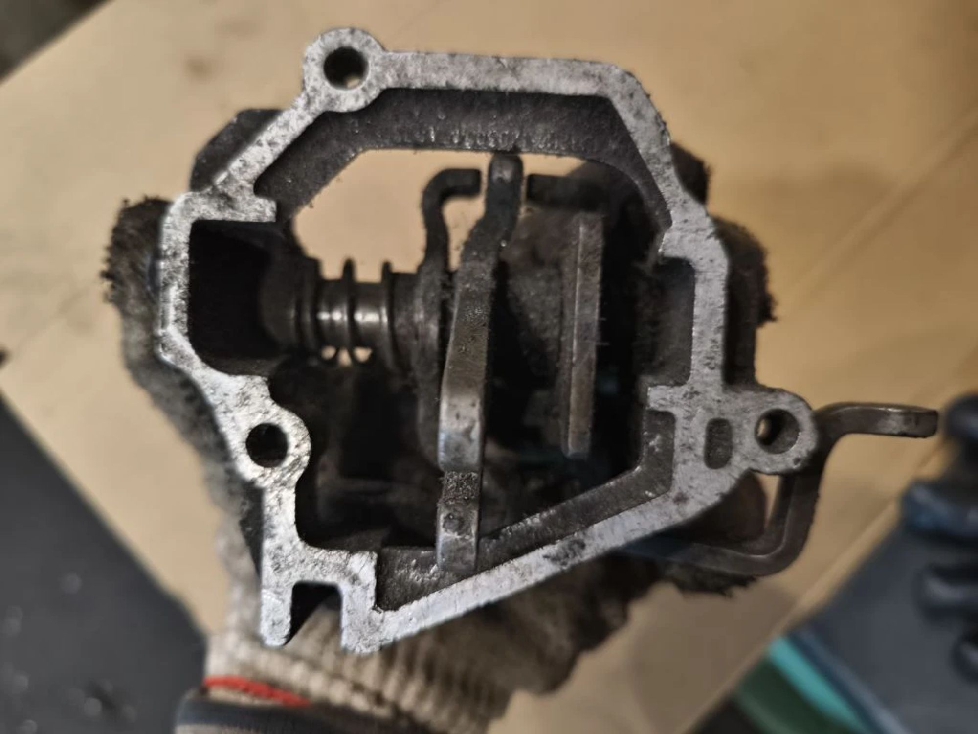 https://ycs.partsauto.market/partsauto-images/thmbs/userImages/d89d66a30f14dbad161fb7a986aa0fe5/part/fa8e17ca-4b88-4e2e-863c-f40086015960_1776929255771.jpg
