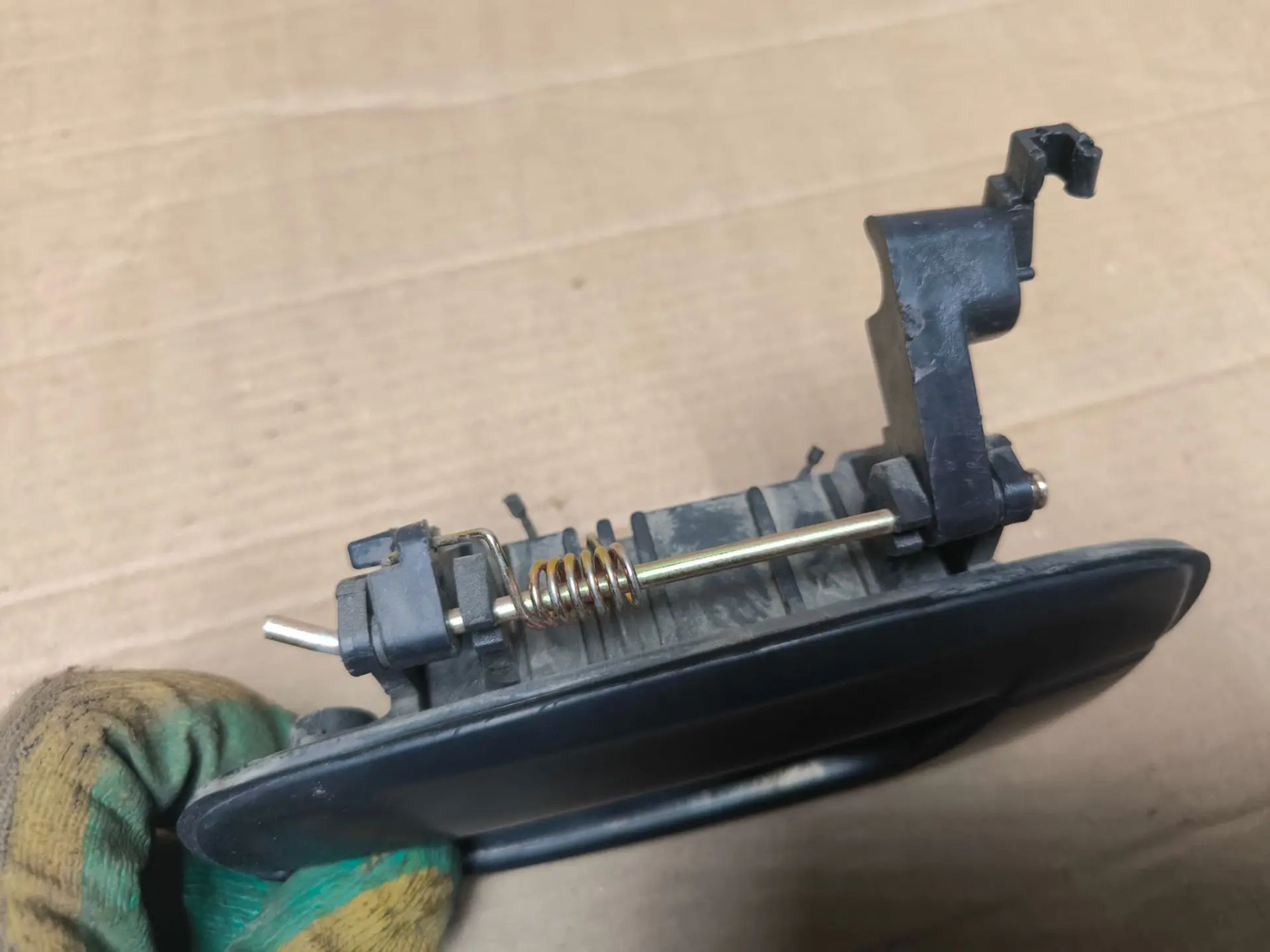 https://ycs.partsauto.market/partsauto-images/thmbs/userImages/d89d66a30f14dbad161fb7a986aa0fe5/part/fbc30de6-aeda-4500-8649-07610089583c_1784950841864.jpg