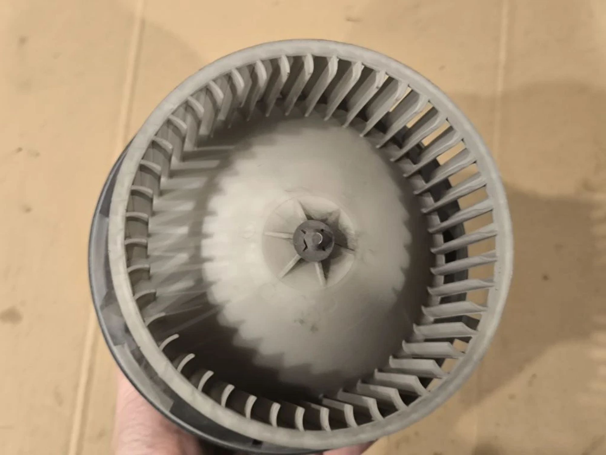 https://ycs.partsauto.market/partsauto-images/thmbs/userImages/d89d66a30f14dbad161fb7a986aa0fe5/part/fc07bb23-8740-4bab-8bd2-5c6f6169de25_1776760174566.jpg