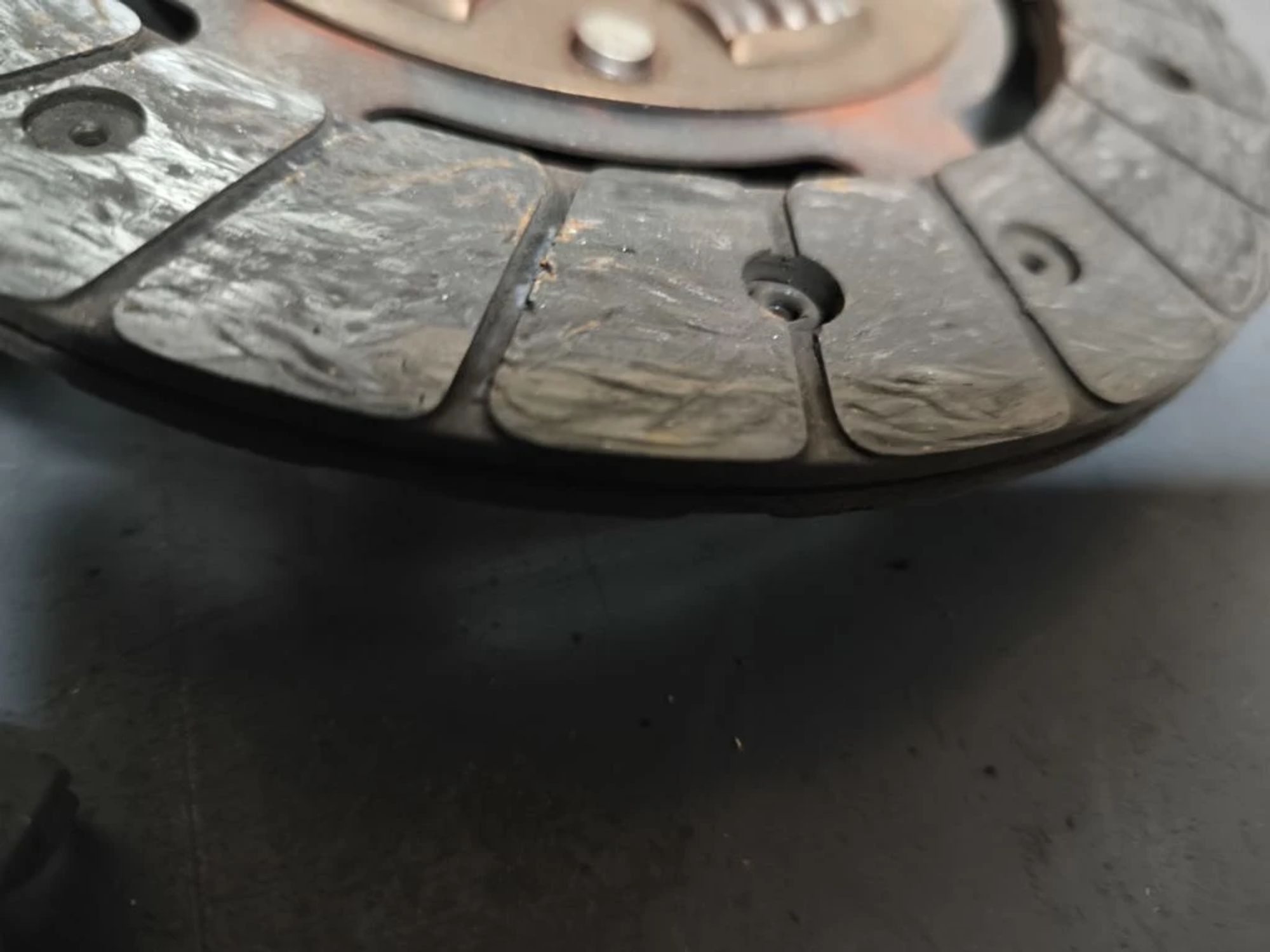 https://ycs.partsauto.market/partsauto-images/thmbs/userImages/d89d66a30f14dbad161fb7a986aa0fe5/part/fc248bfe-e726-41c8-a8f3-7d264445a590_1780232147361.jpg