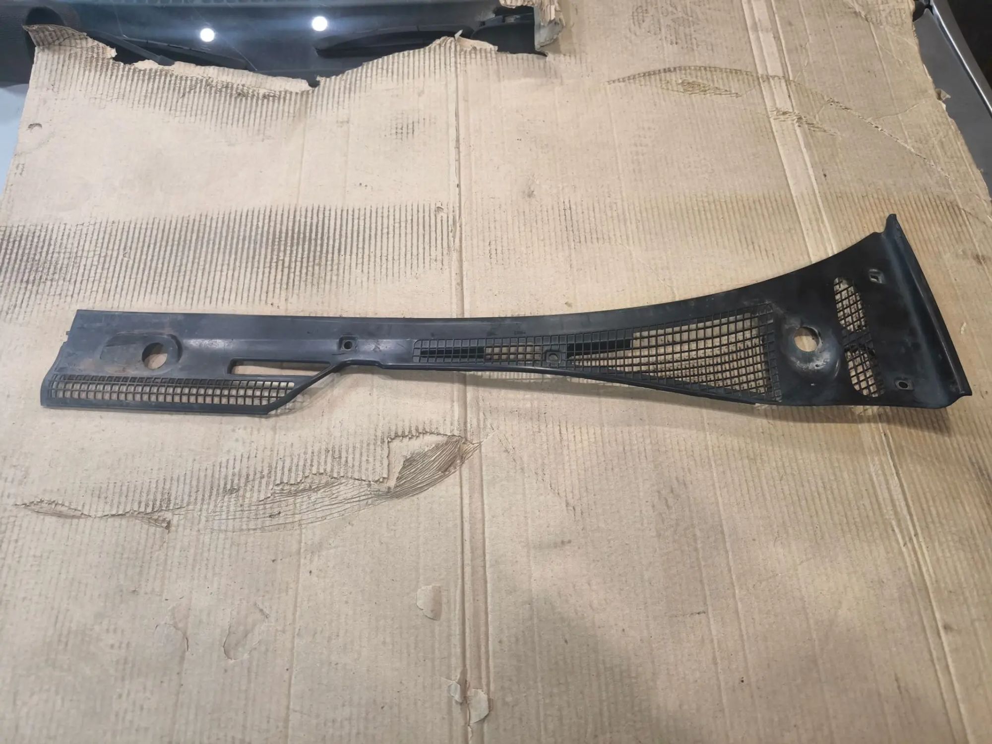 https://ycs.partsauto.market/partsauto-images/thmbs/userImages/d89d66a30f14dbad161fb7a986aa0fe5/part/fe2e84c8-1a16-4db6-8243-a94115f20e40_1782407381292.jpg