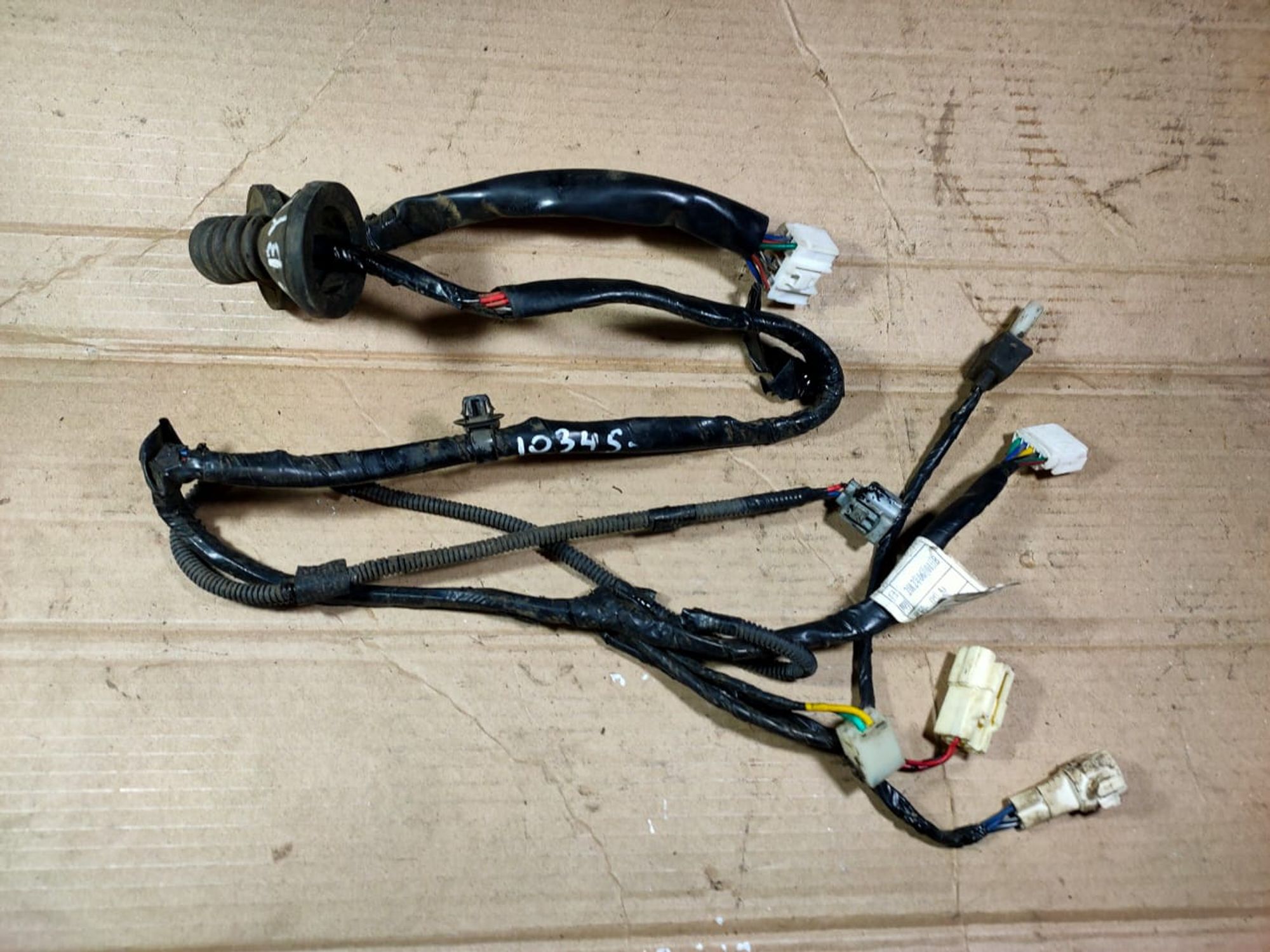 https://ycs.partsauto.market/partsauto-images/thmbs/userImages/d89d66a30f14dbad161fb7a986aa0fe5/part/fe47f190-3cf9-4fe9-a977-3645b1e15266_1713537918229.jpg