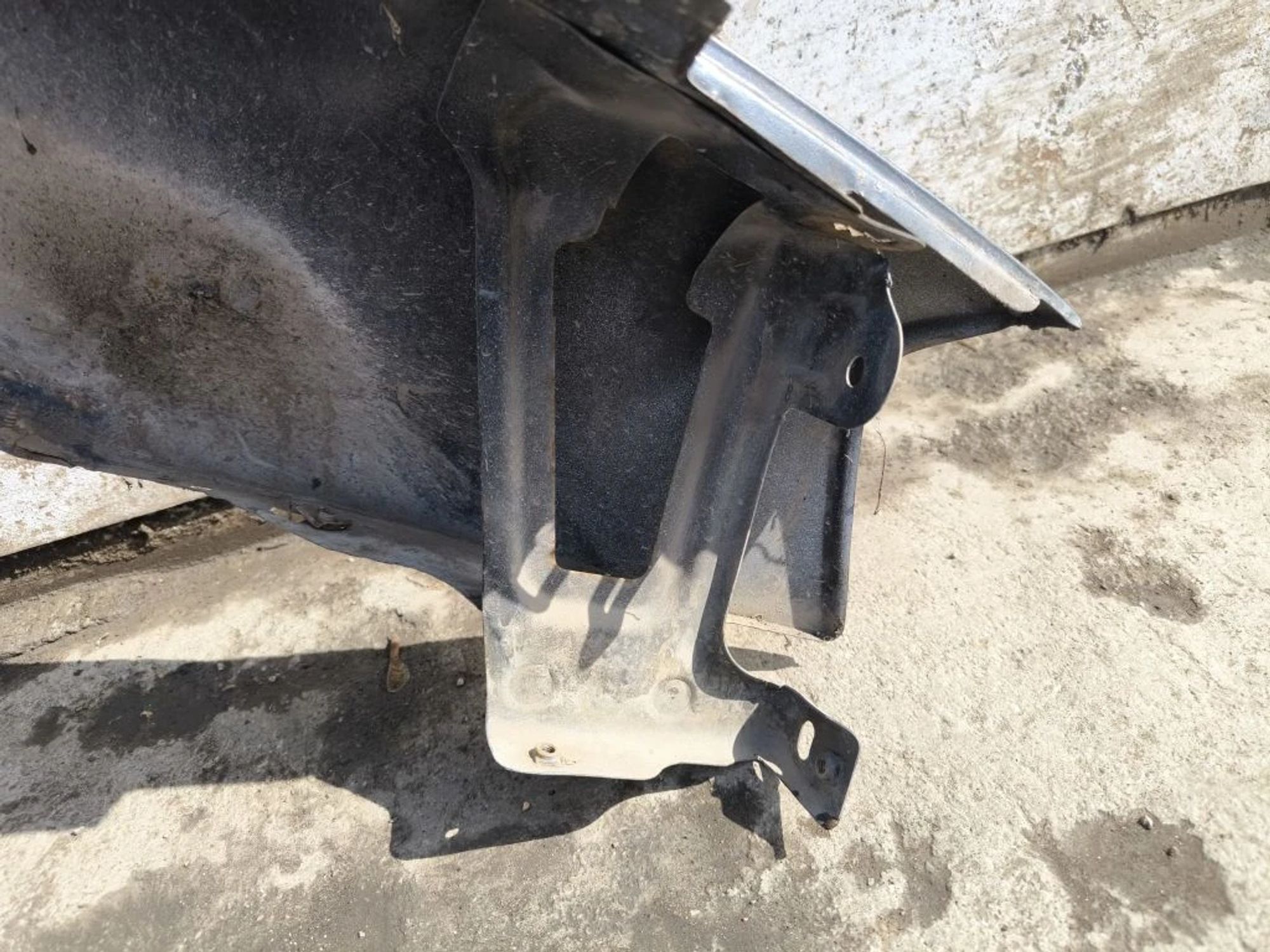 https://ycs.partsauto.market/partsauto-images/thmbs/userImages/d89d66a30f14dbad161fb7a986aa0fe5/part/fe857c2f-59b6-4329-a693-f27c3b074112_1776159220383.jpg