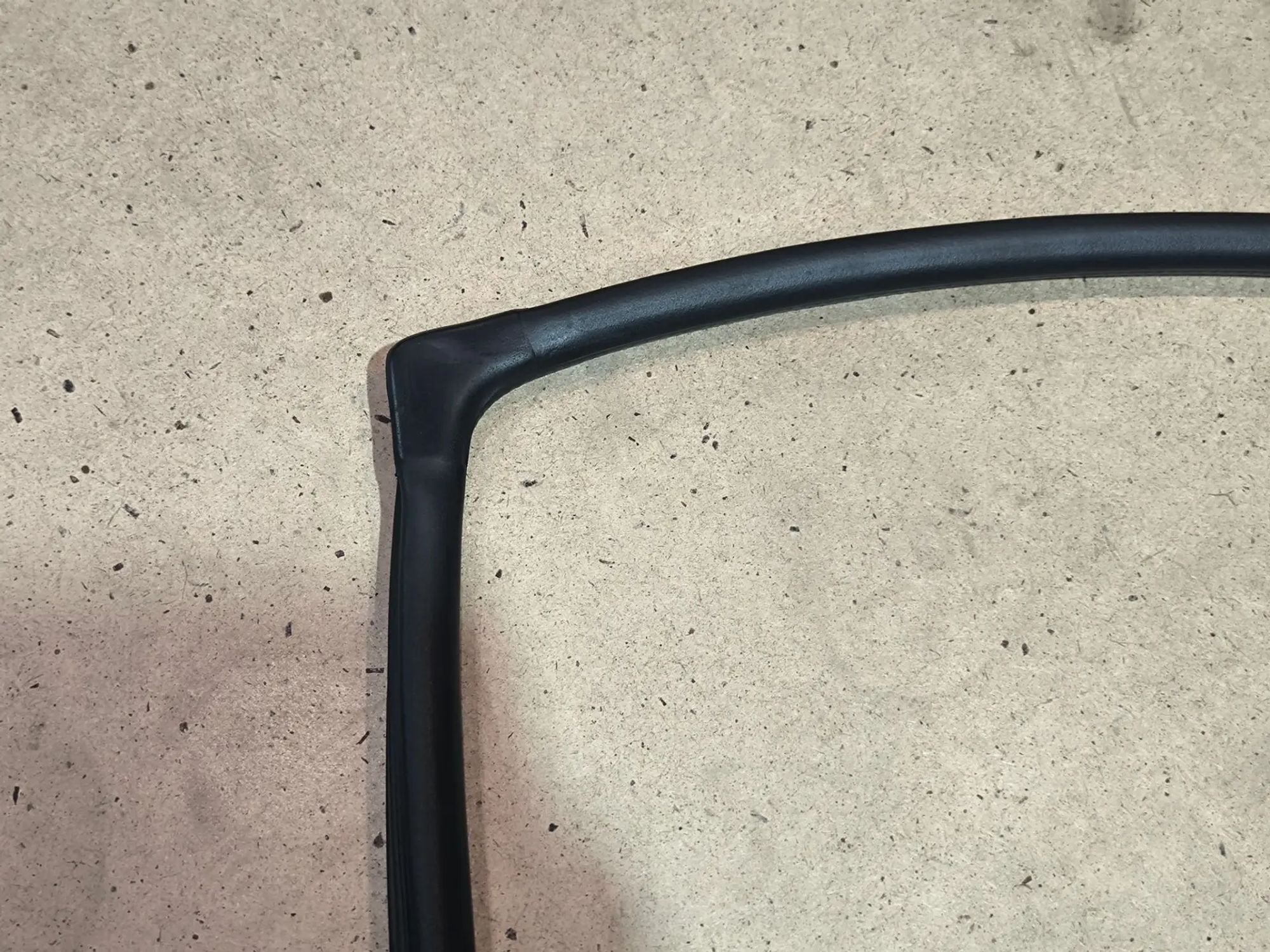 https://ycs.partsauto.market/partsauto-images/thmbs/userImages/d89d66a30f14dbad161fb7a986aa0fe5/part/ff75b225-fd04-4d58-b139-3dbaff362278_1785562972405.jpg