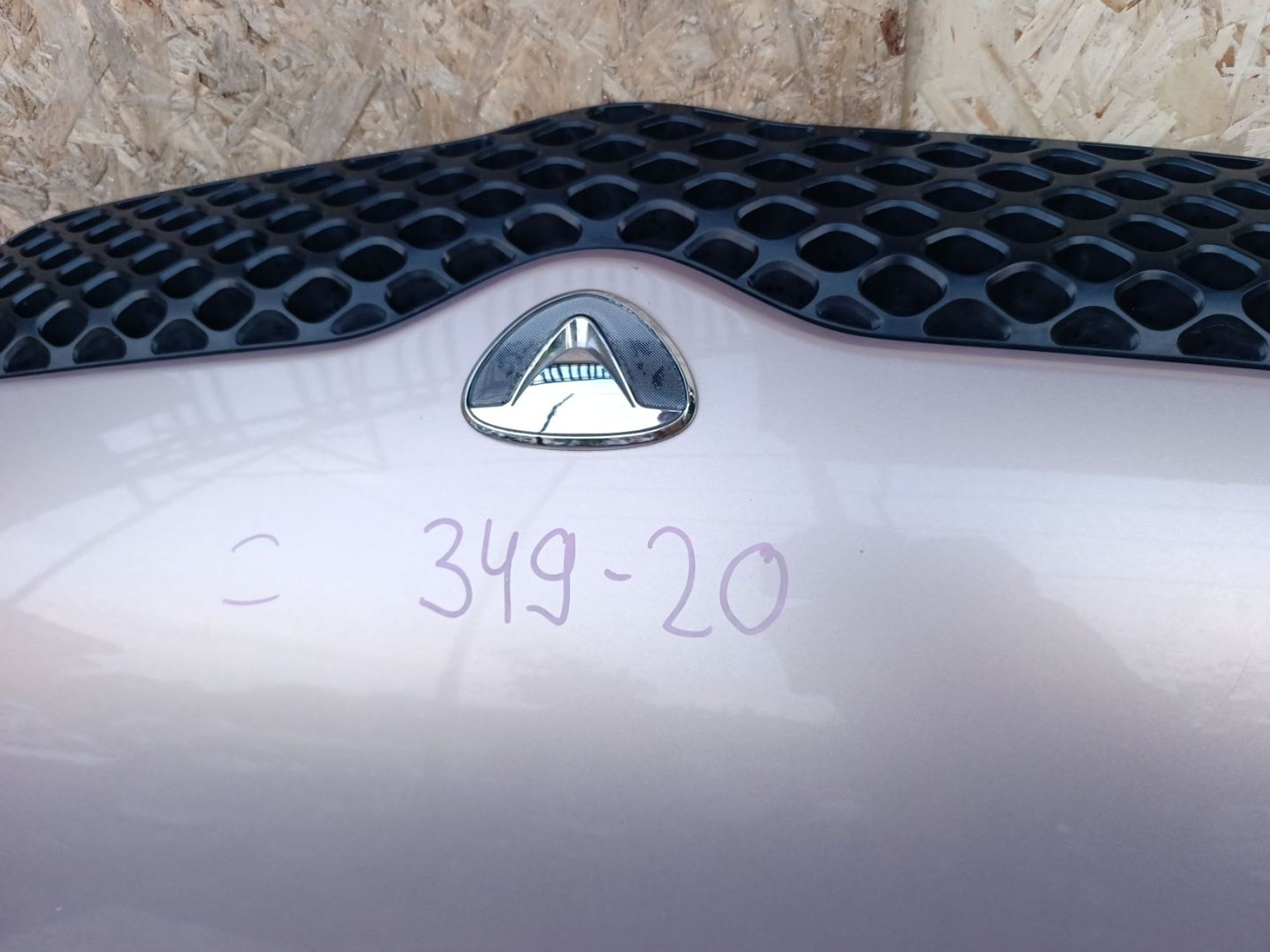 Капот Toyota Vitz scp10, 16000 рублей, Ленина