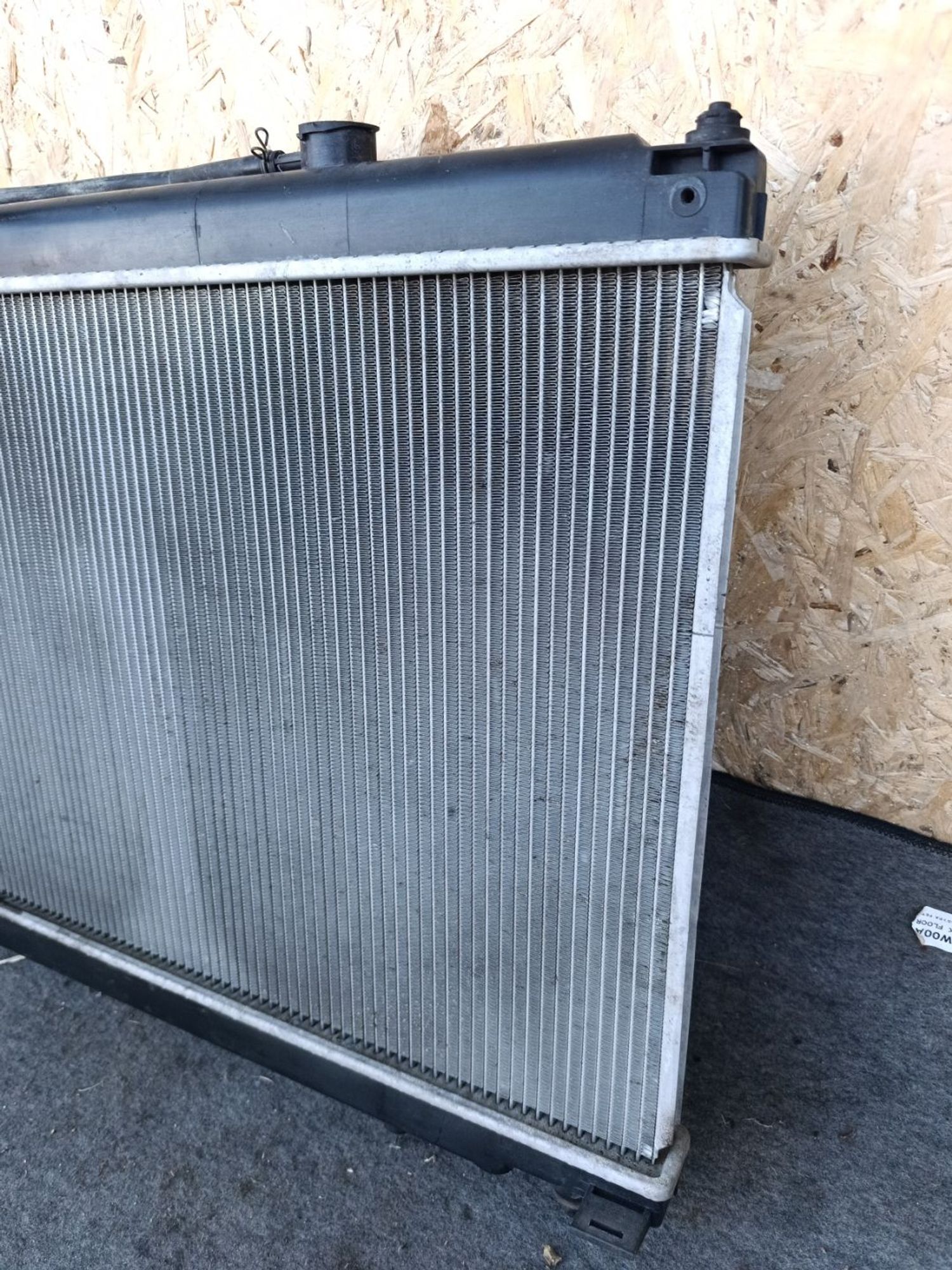 https://ycs.partsauto.market/partsauto-images/thmbs/userImages/d9b05010c61782443e0b3e264cf05921/part/010b2dd9-1c64-430e-88c0-d116ff78278c_1781624594812.jpg