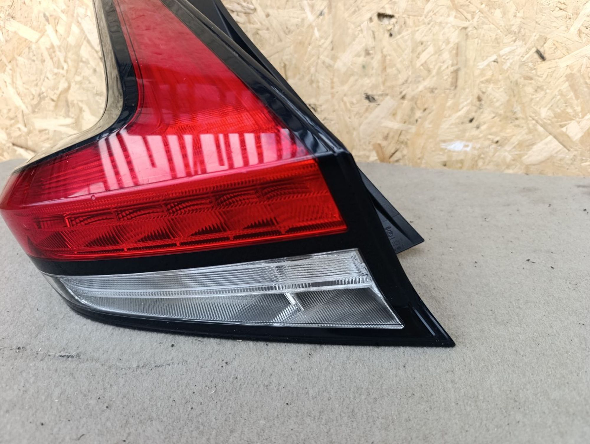 https://ycs.partsauto.market/partsauto-images/thmbs/userImages/d9b05010c61782443e0b3e264cf05921/part/01b564c9-2495-439f-b23f-899f207b468f_1784729793222.jpg