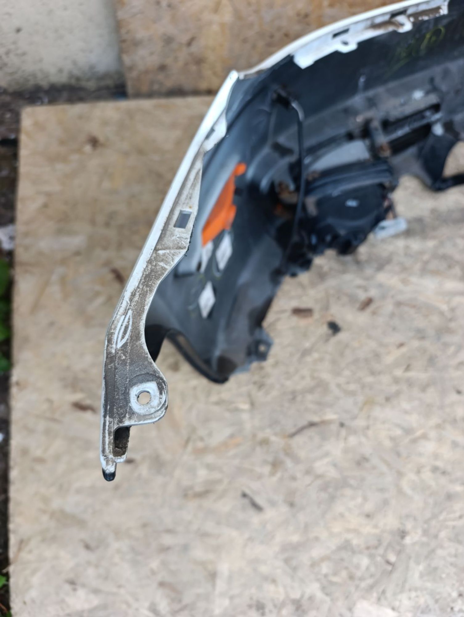 https://ycs.partsauto.market/partsauto-images/thmbs/userImages/d9b05010c61782443e0b3e264cf05921/part/02476539-0048-4d49-b9dd-062ba5d19f1e_1782751037579.jpg