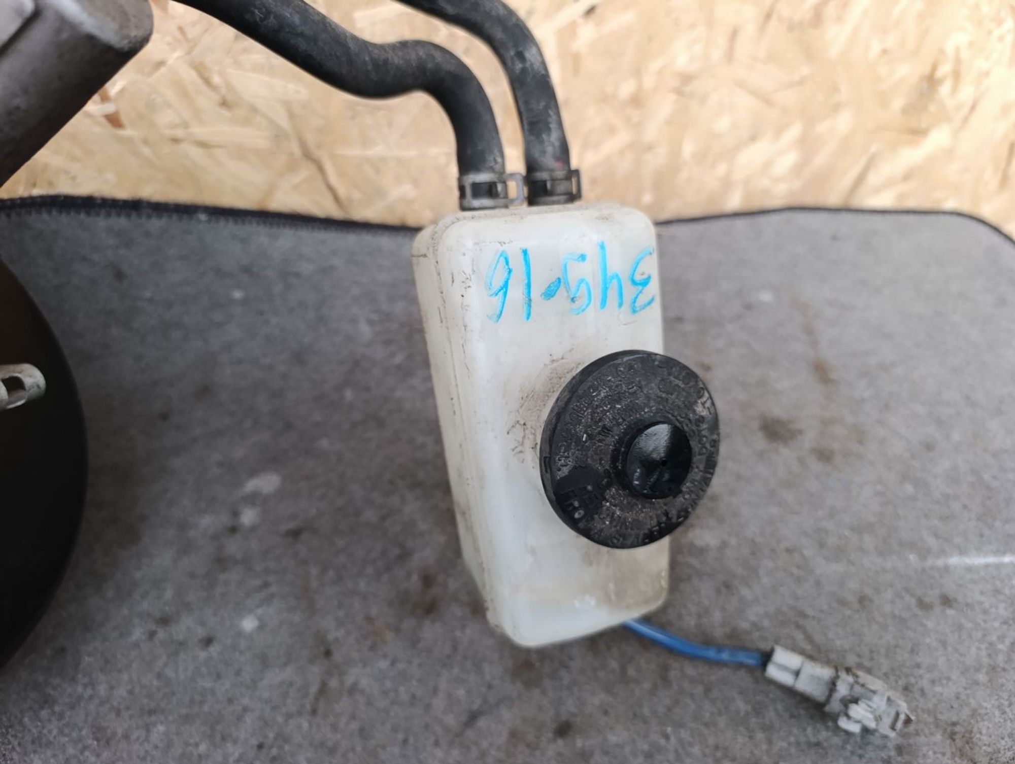 https://ycs.partsauto.market/partsauto-images/thmbs/userImages/d9b05010c61782443e0b3e264cf05921/part/04a0ff4e-304b-449d-9ee1-5ea1e31cf011_1783701292768.jpg