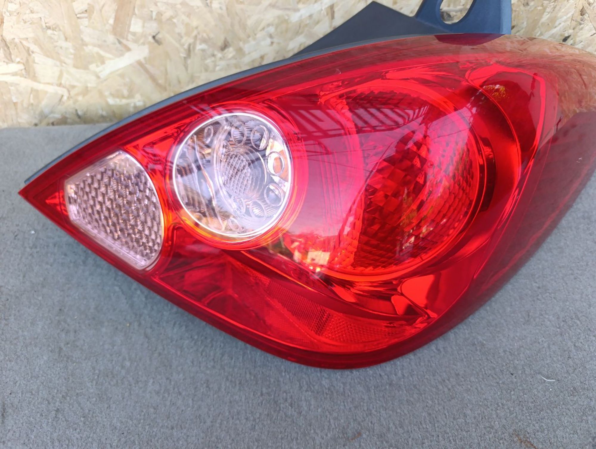 https://ycs.partsauto.market/partsauto-images/thmbs/userImages/d9b05010c61782443e0b3e264cf05921/part/04a139e4-ee63-41e0-97c1-0c98234a4117_1784554832575.jpg