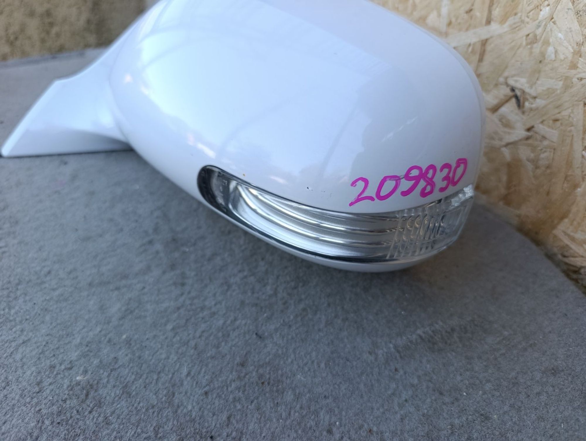 https://ycs.partsauto.market/partsauto-images/thmbs/userImages/d9b05010c61782443e0b3e264cf05921/part/05556bc0-8313-4a4b-bb03-fcefe267844f_1785680117696.jpg