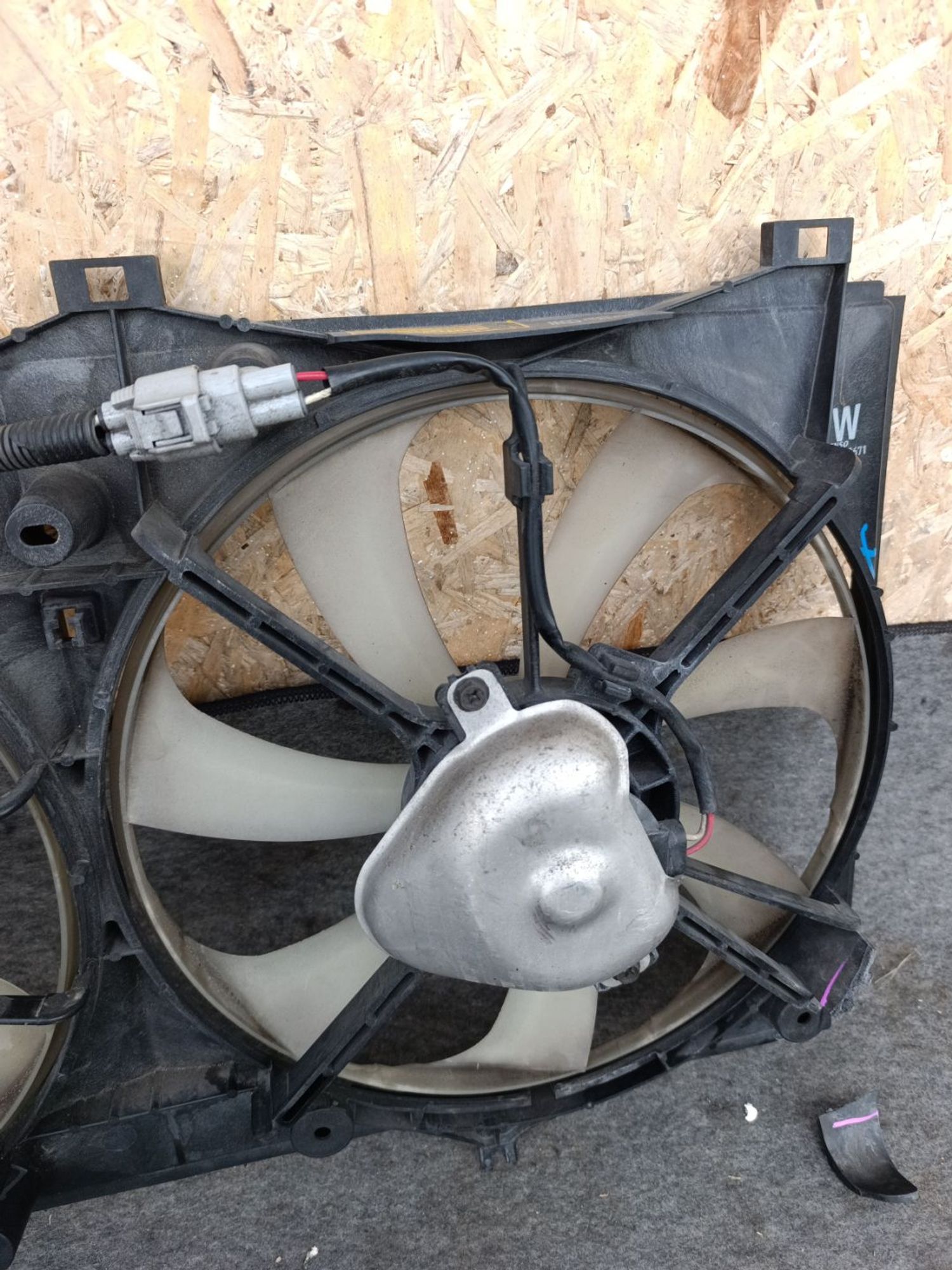 https://ycs.partsauto.market/partsauto-images/thmbs/userImages/d9b05010c61782443e0b3e264cf05921/part/06c9e35c-a756-4d78-aacd-49e7f083aa06_1781191557811.jpg