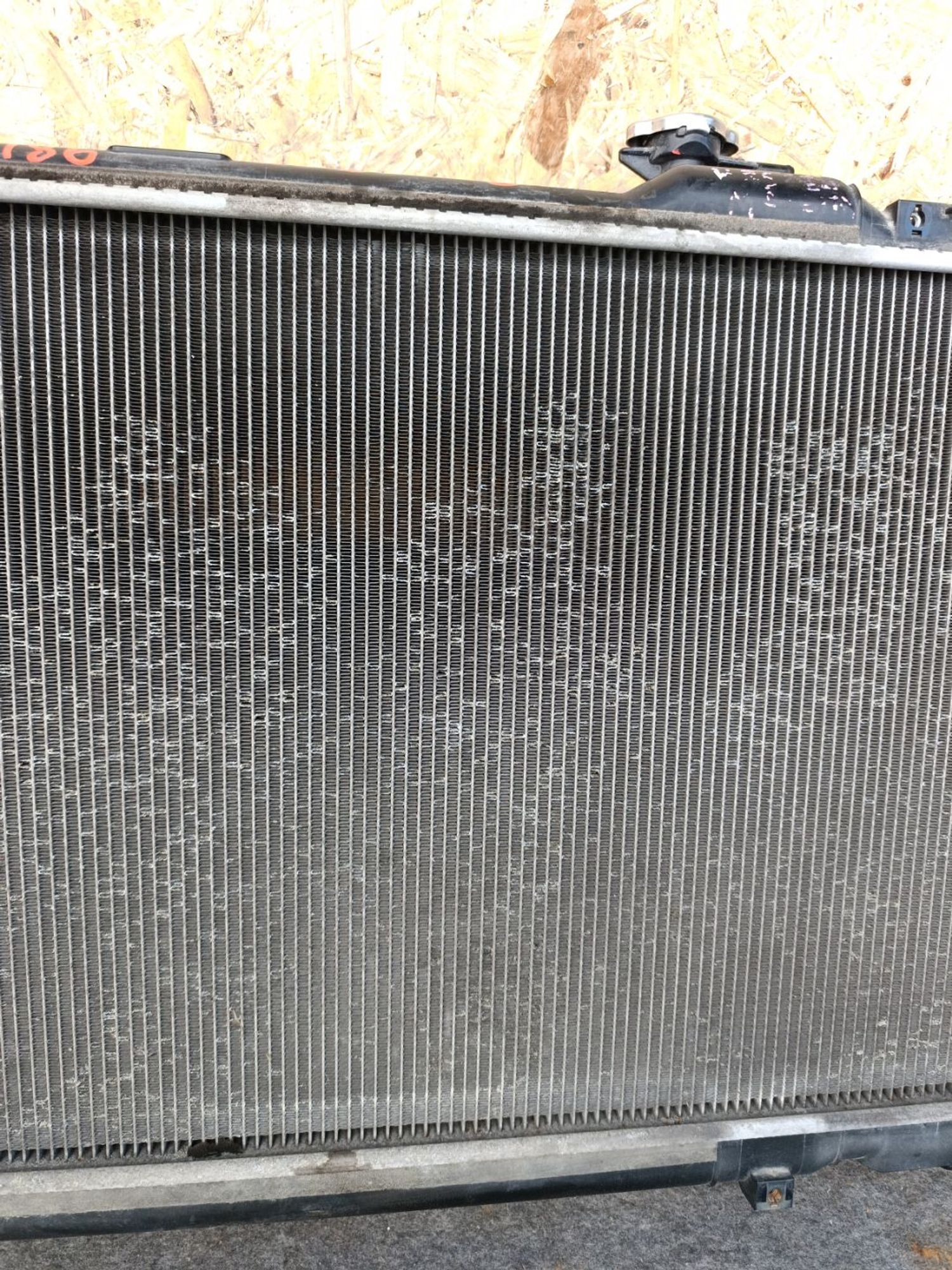 https://ycs.partsauto.market/partsauto-images/thmbs/userImages/d9b05010c61782443e0b3e264cf05921/part/0839e5e9-6874-443a-8e96-f84a74ab8fb1_1781188214160.jpg
