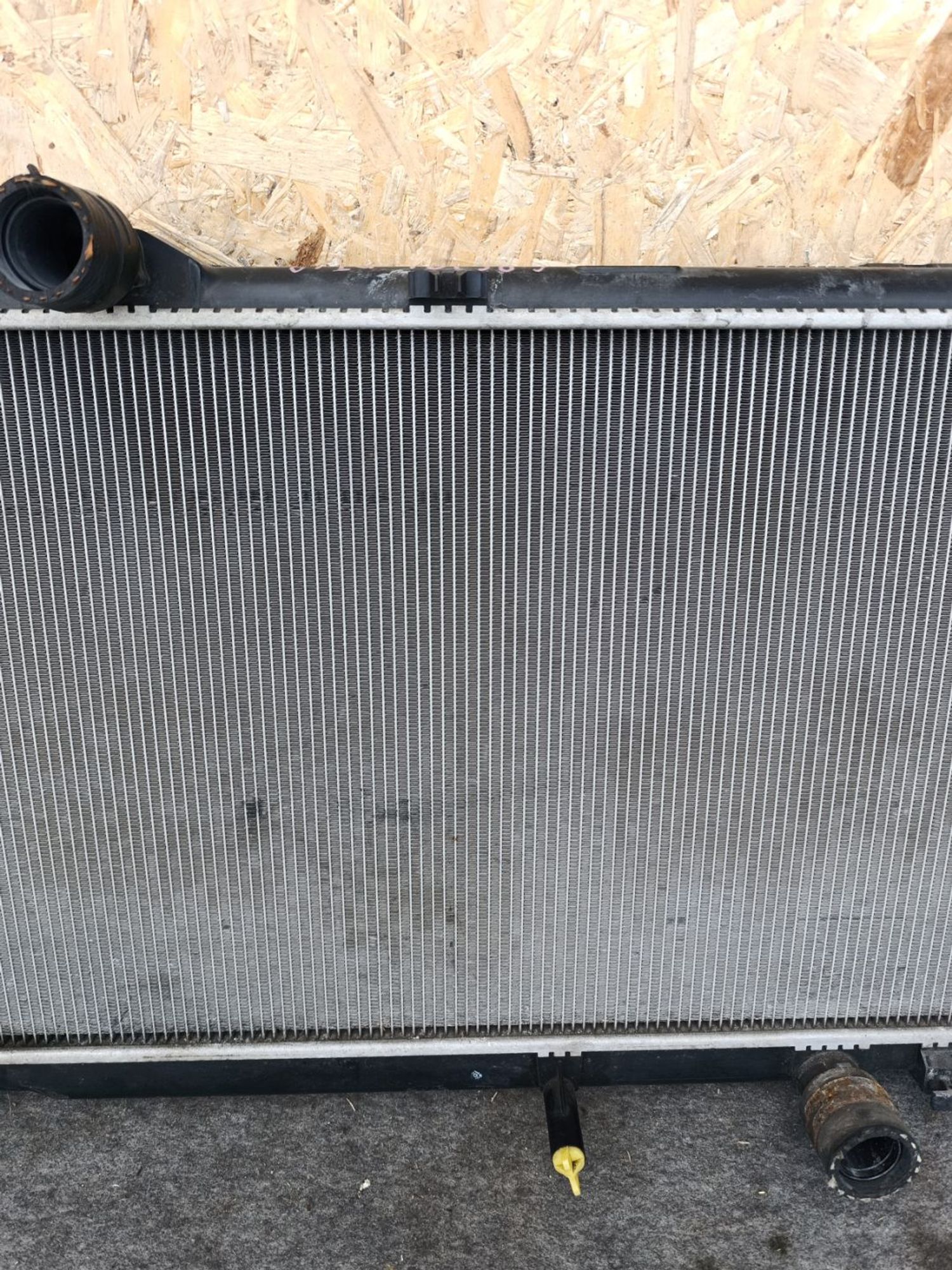 https://ycs.partsauto.market/partsauto-images/thmbs/userImages/d9b05010c61782443e0b3e264cf05921/part/0978119f-3226-4dd9-8a79-4ae007b6045c_1781098346496.jpg