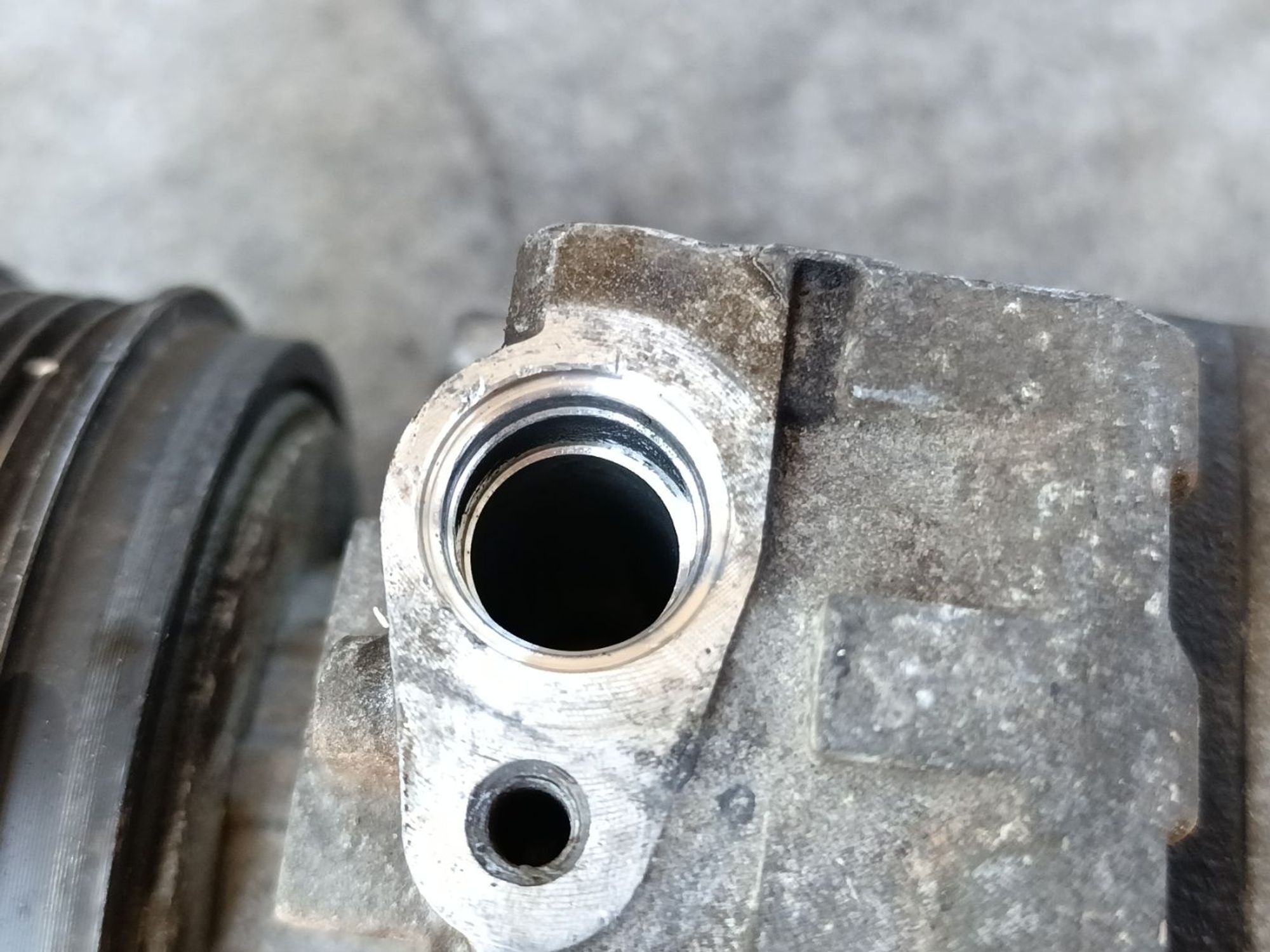 Компрессор кондиционера Mazda 3, bk LFDE, 8000 рублей, Ленина