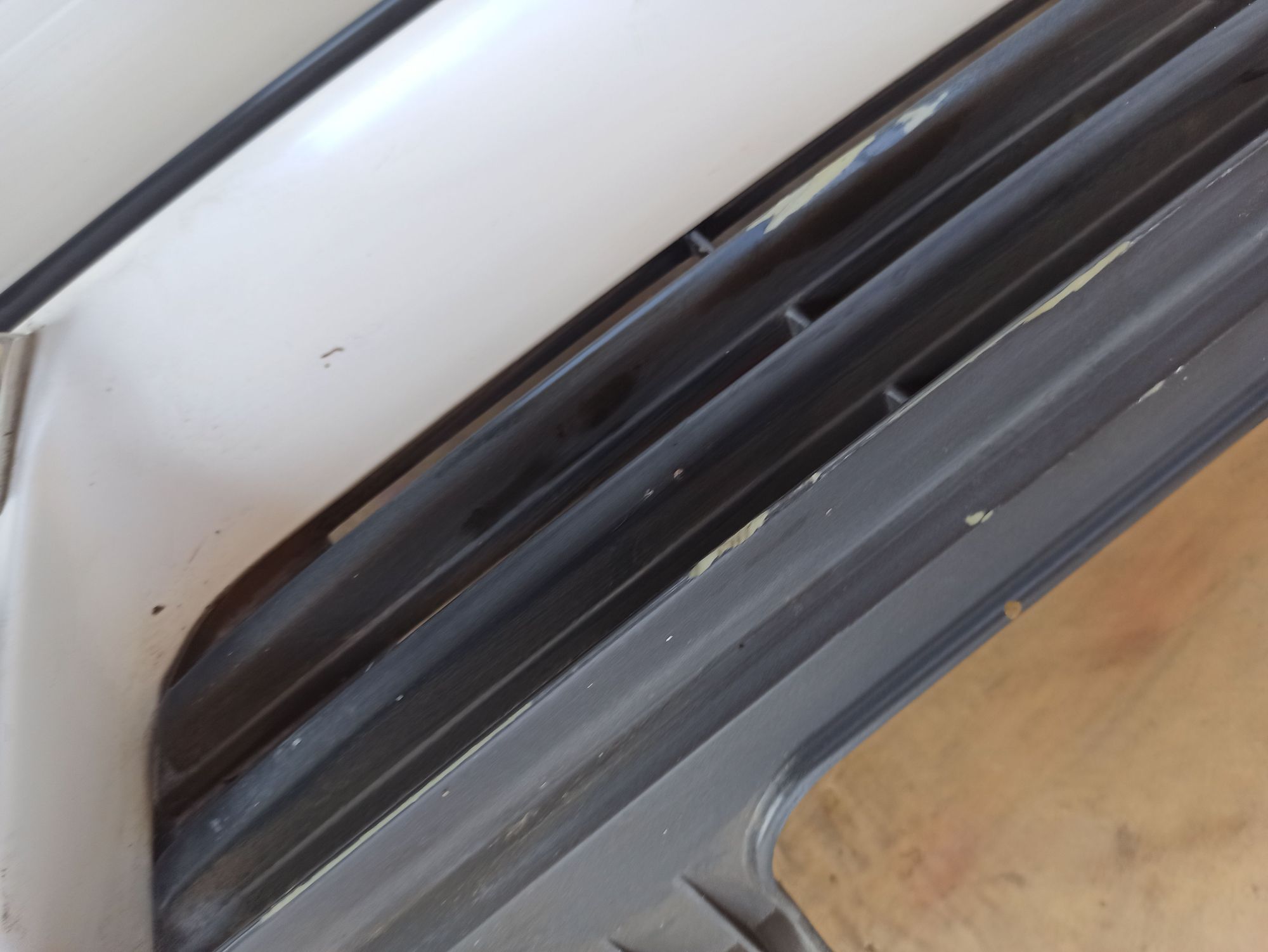 Решетка радиатора Mitsubishi Dion, 600 рублей, Ленина