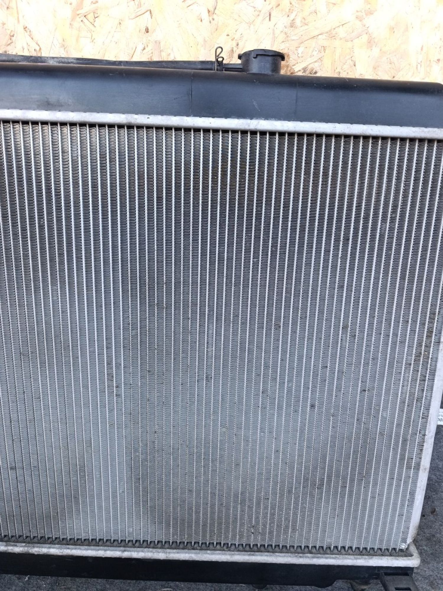 https://ycs.partsauto.market/partsauto-images/thmbs/userImages/d9b05010c61782443e0b3e264cf05921/part/0d58d387-d480-46a0-9809-3a6964940b71_1781624601395.jpg