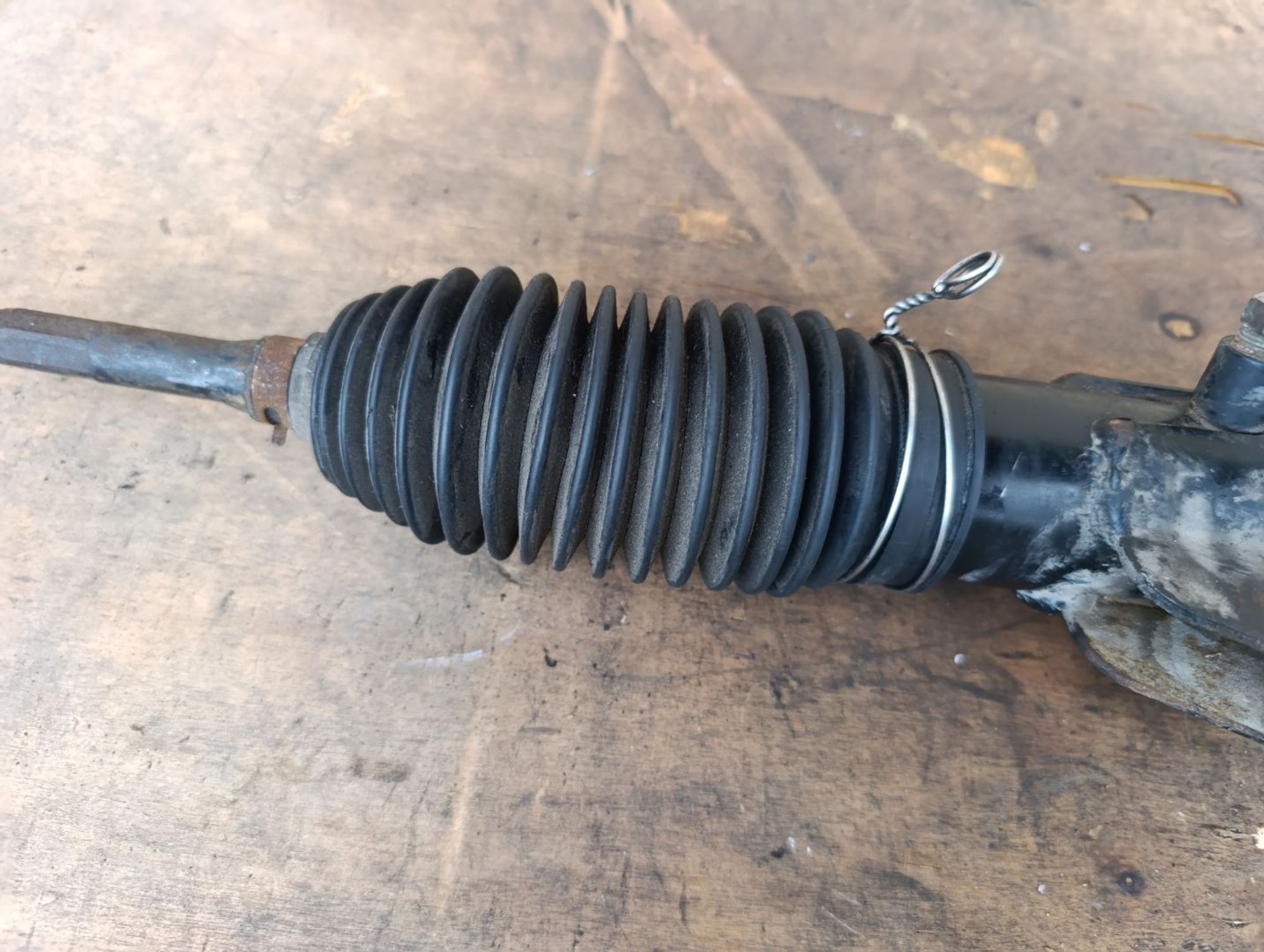 https://ycs.partsauto.market/partsauto-images/thmbs/userImages/d9b05010c61782443e0b3e264cf05921/part/0d776810-f578-48ea-a57a-0b5e025a7682_1784390154480.jpg